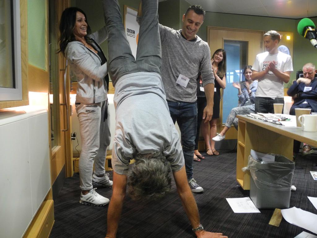 Nadia Comăneci, membru al juriului într-un show tv de muzică, dans și acrobație