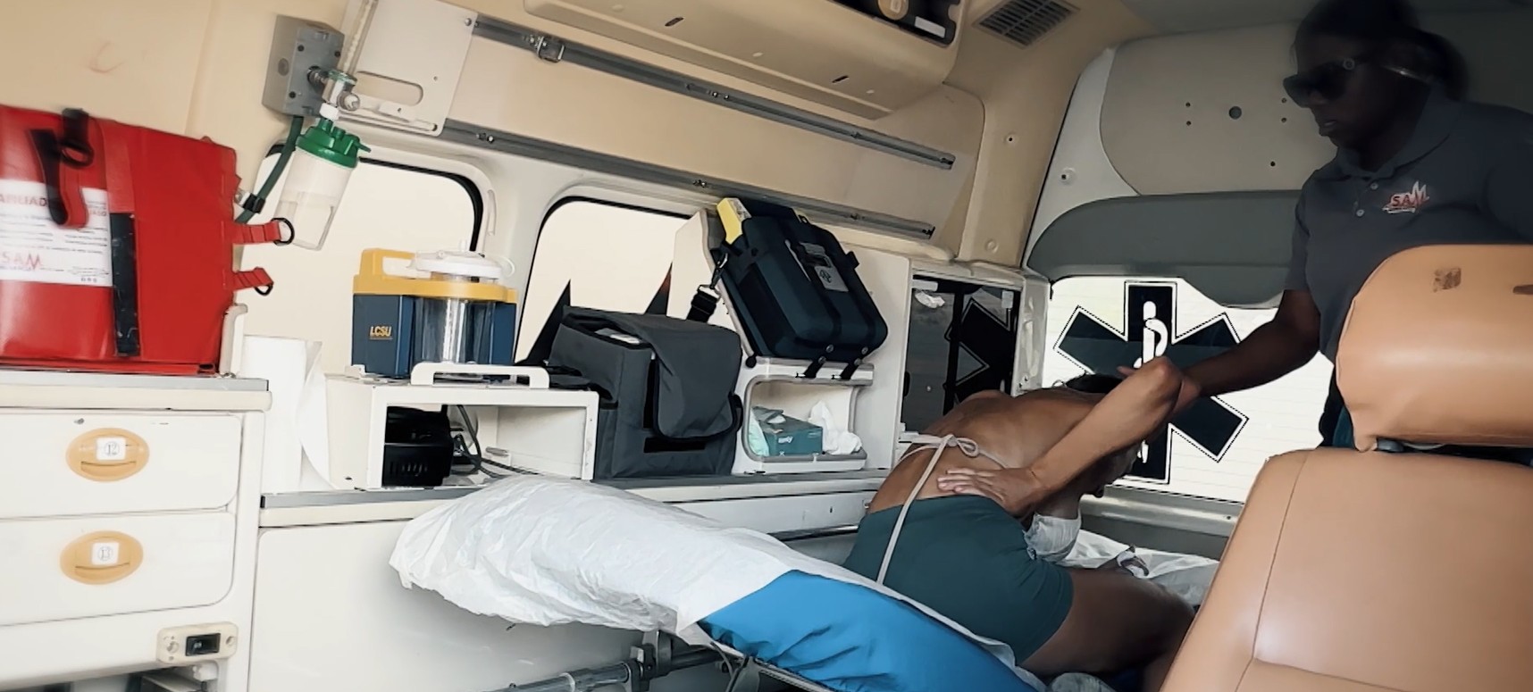 Domnul Dan a făcut anunțul. Prima reacție după ce o concurentă a părăsit de urgență Survivor 2025 și s-a întors în România: „Furie” | EXCLUSIV