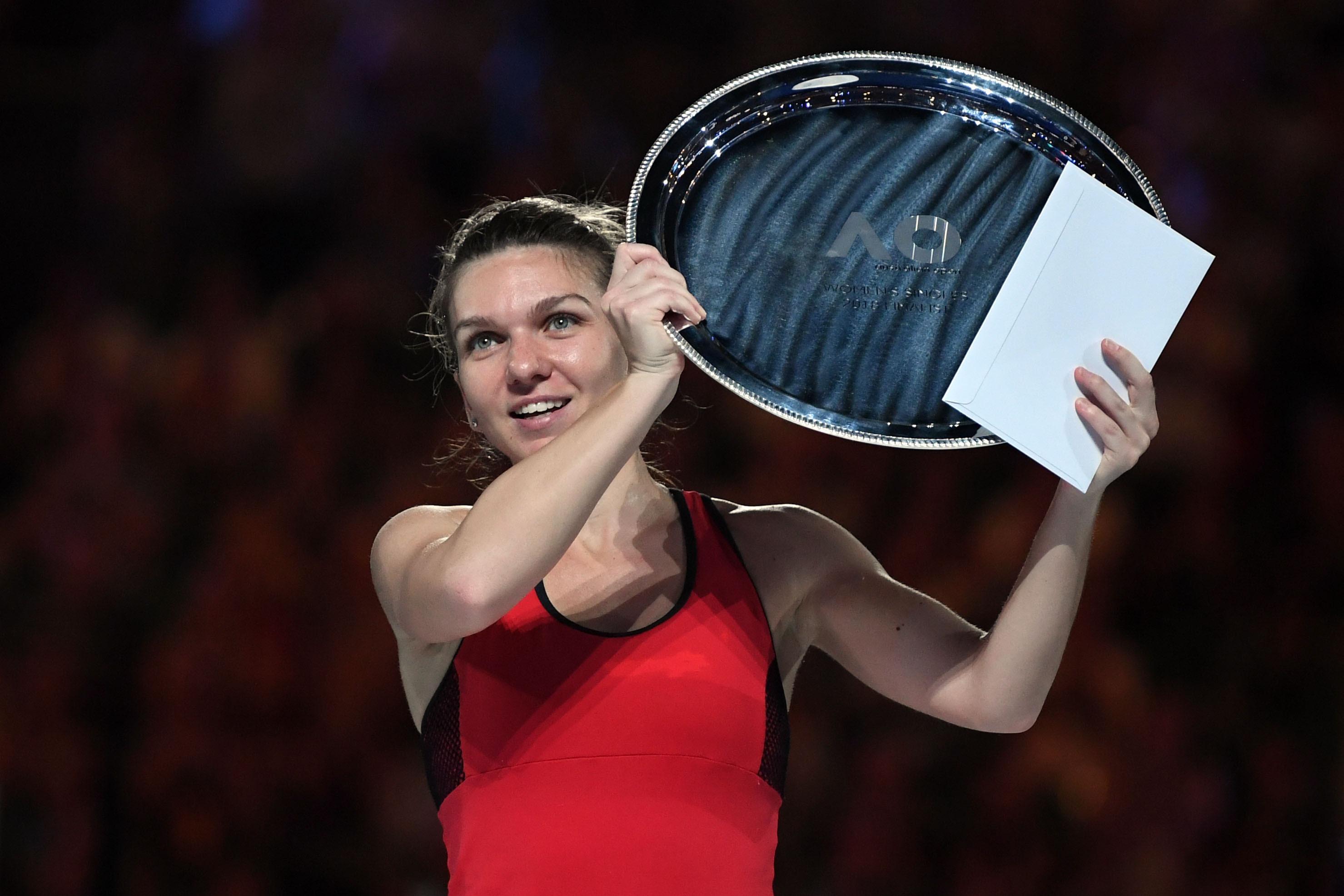 Wozniacki a petrecut cu șampania învingătorului. Și cu iubitul baschetbalist! Halep: ”Am plâns”/ FOTO cu premierea