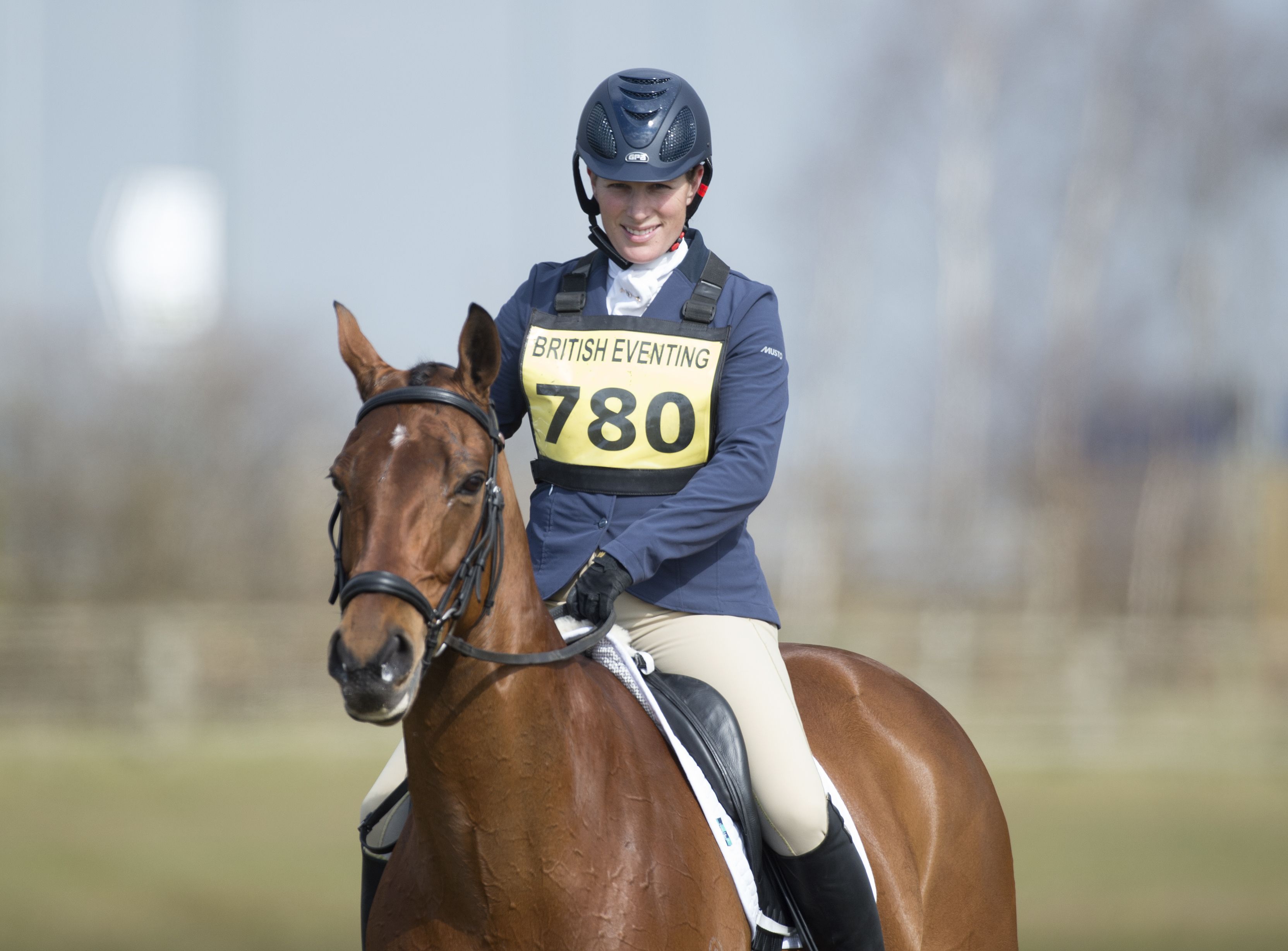 FOTO | Zara Tindall, nepoata reginei Elisabeta a II-a, a născut o fetiță