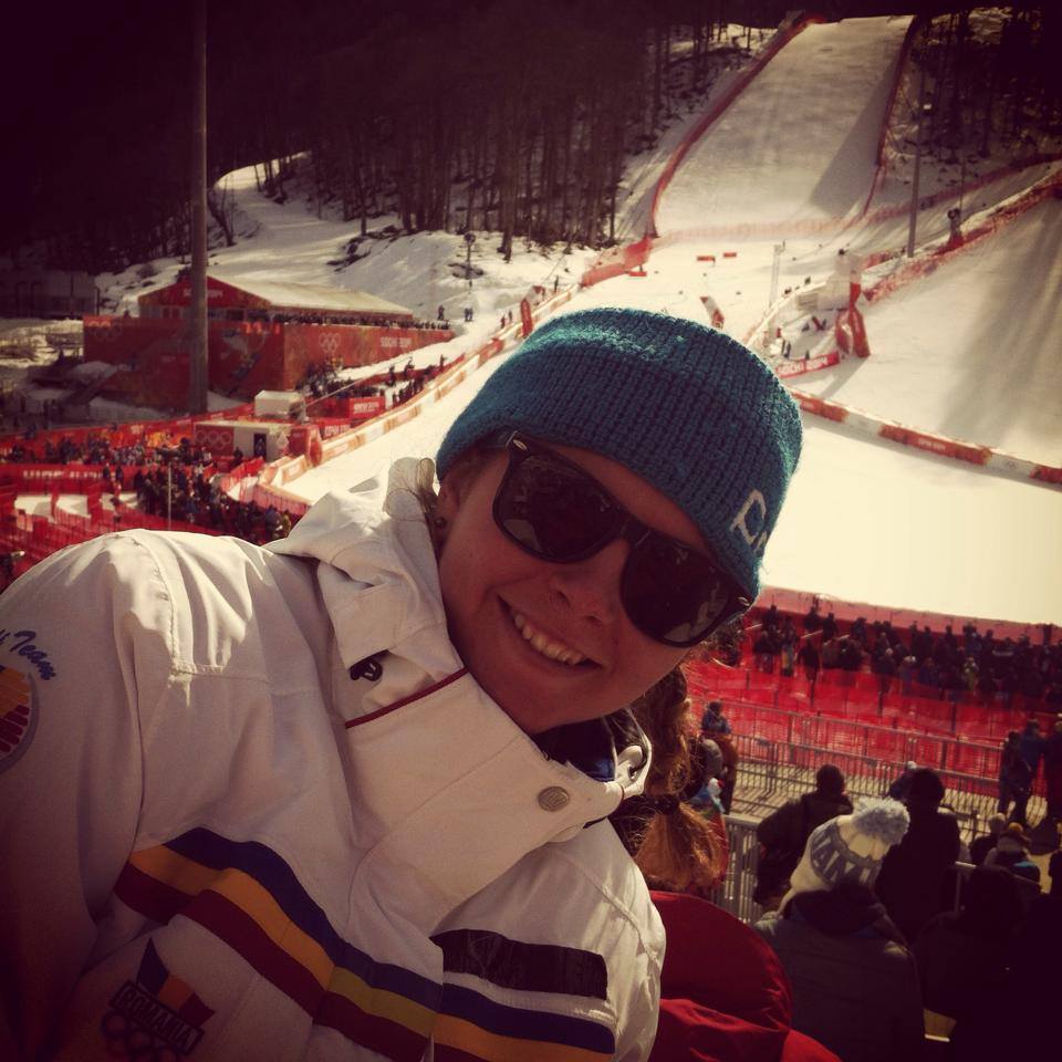 Lăsată de francezi să reprezinte România la JO 2014, schioarea Ania Caill se pregătește de Mondiale. Fascinată de viteză!
