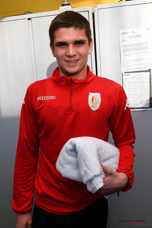 Răzvan Marin a fost prezentat oficial de Standard | FOTO&VIDEO