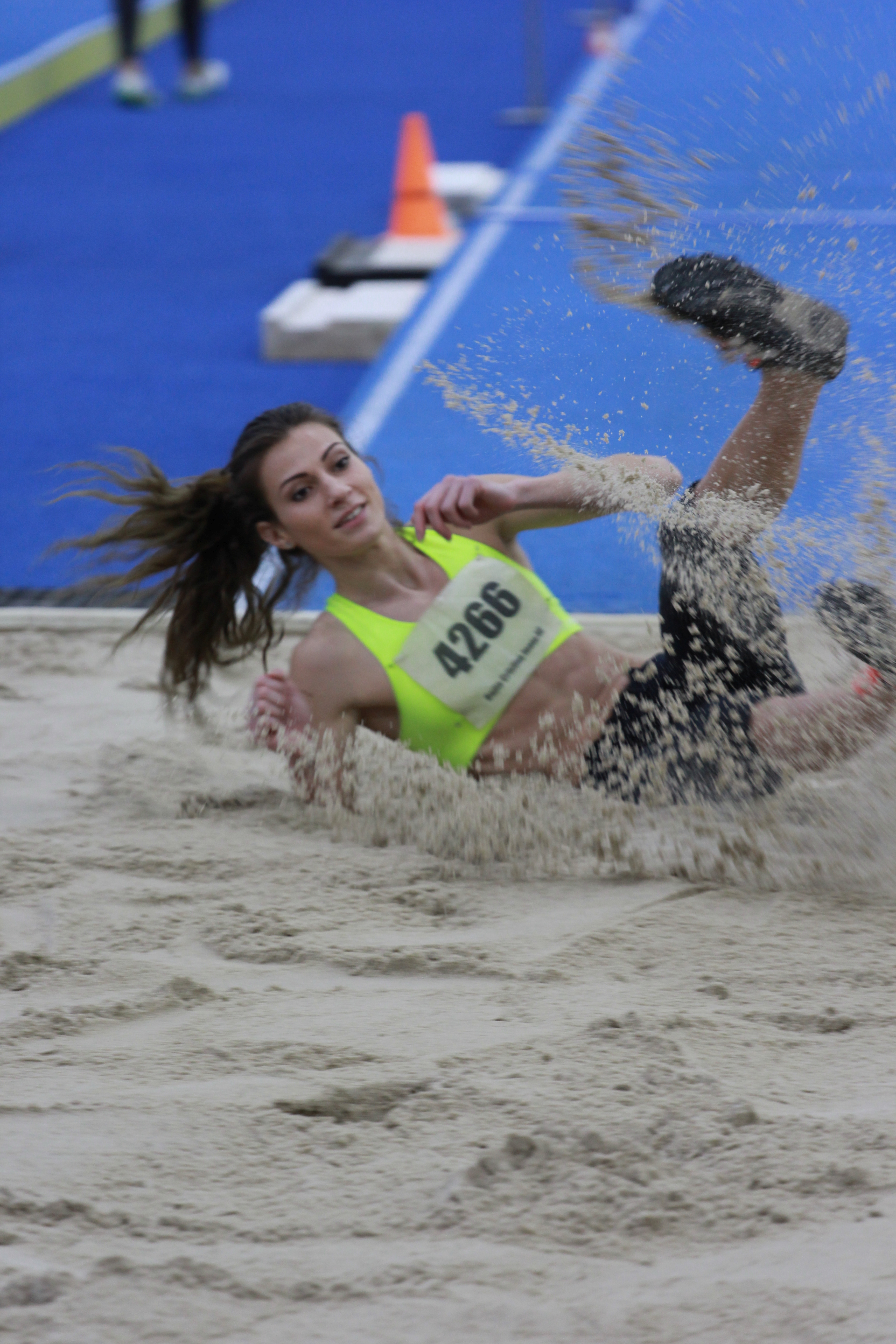 Cristina Bujin are șanse mari să prindă podiumul la CE indoor / GALERIE FOTO