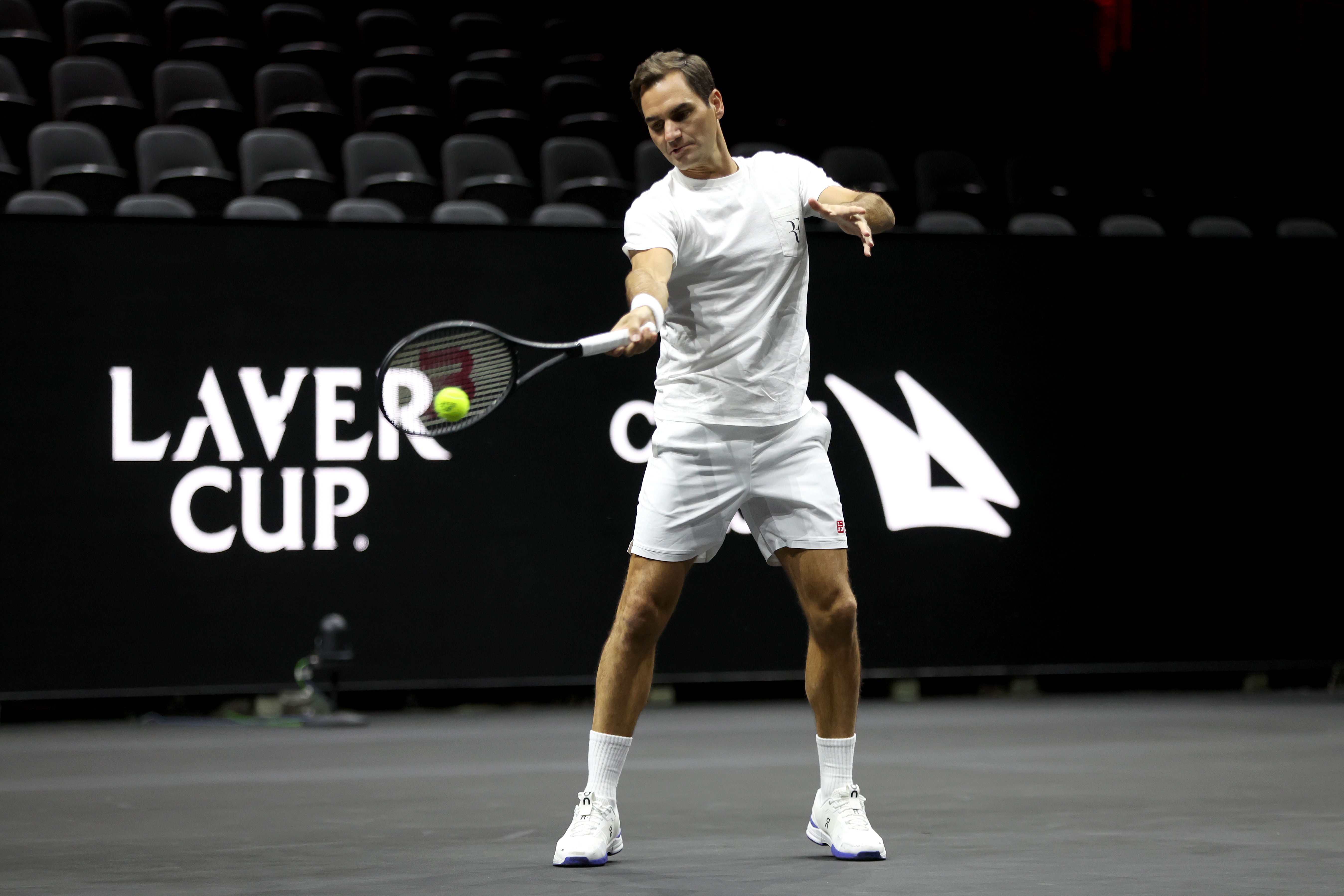 Sztárparádé! Federer a világ legjobbjai társaságában búcsúzik a tenisztől –  Nem akárki oldalán - Sportal.hu