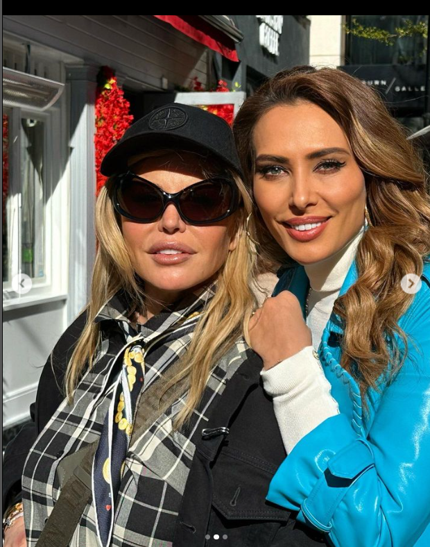 Iulia Vântur și Loredana Groza, împreună la Londra. Cum au fost surprinse vedetele