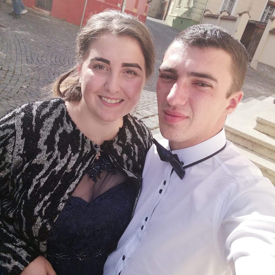 Accident înfiorător pe DN14, în județul Sibiu. Doi tineri au murit cu o săptămână înainte de a se căsători, iar peste două luni deveneau părinți