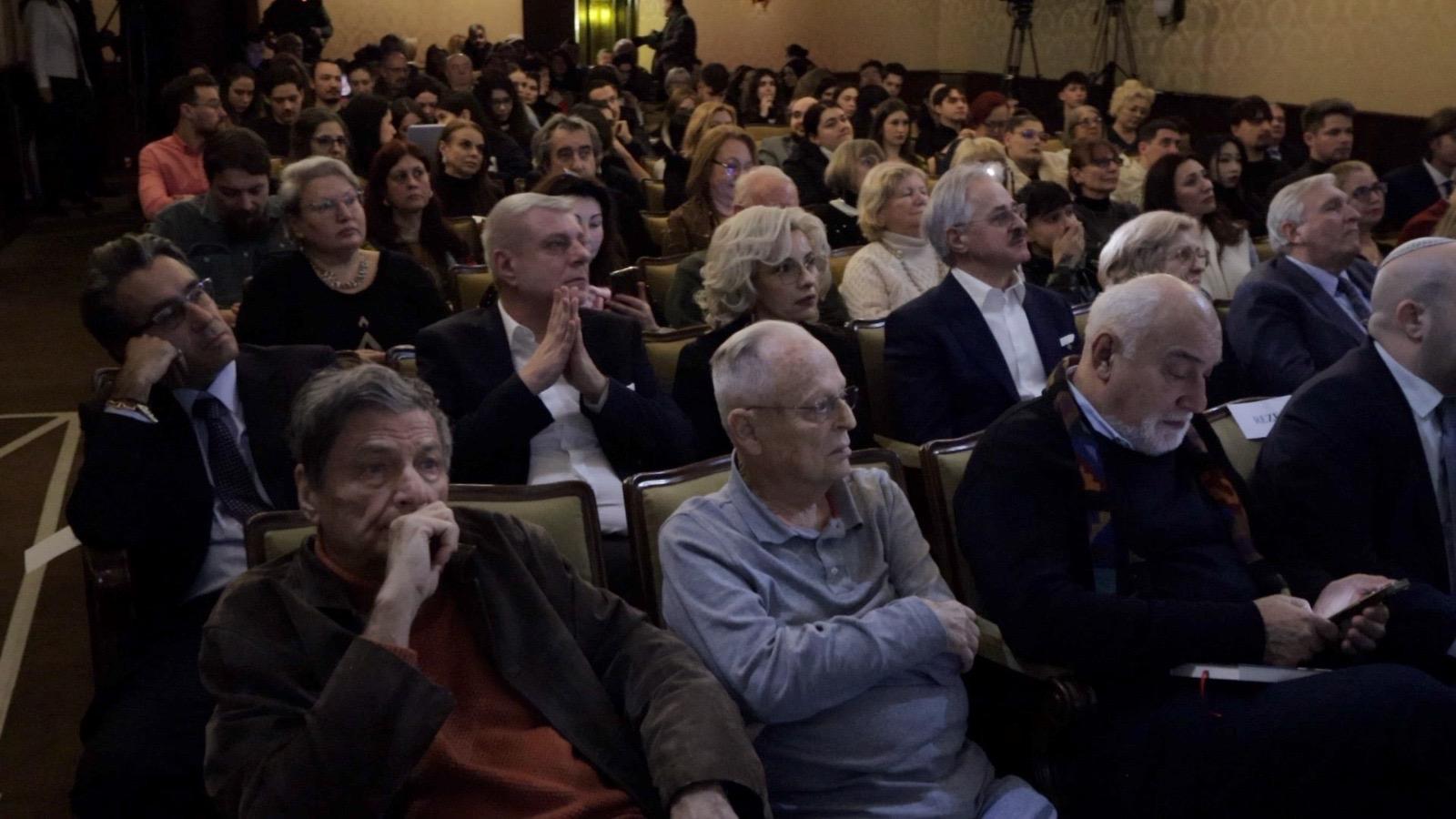 Povestea Liceului Ion Luca Caragiale din Ploiești, premiul pentru cel mai bun documentar, la gala de la Teatrul Evreiesc
