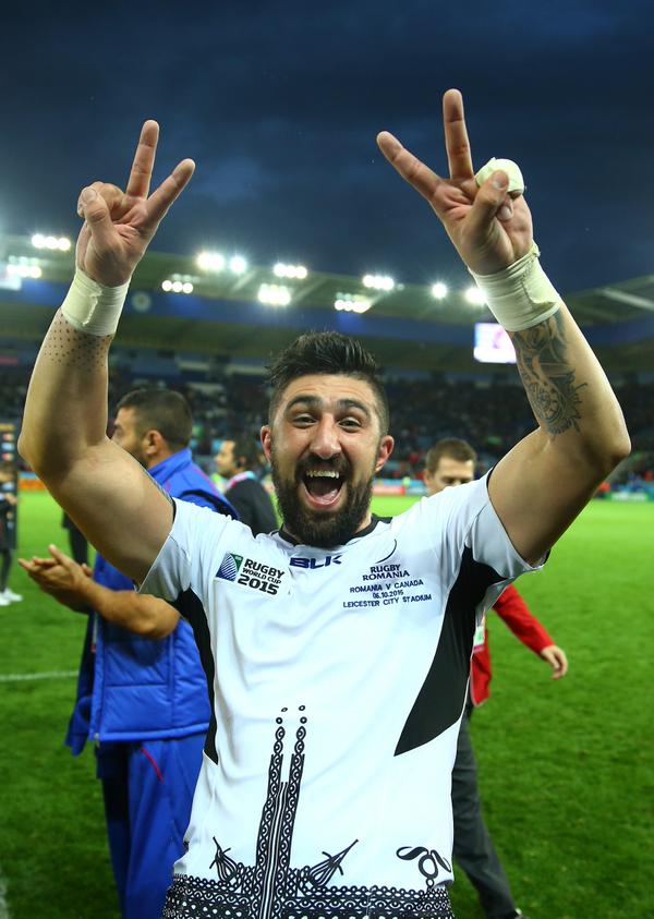 CUPA MONDIALĂ DE RUGBY / Minunea și-a cerut jertfa: ”stejarii” i-au dedicat victoria minunată obținută contra Canadei lui Marius Tincu. ^Antrenorului secund i-a decedat mama chiar înaintea meciului cu "arţarii", dar a rămas lângă echipă / VIDEO