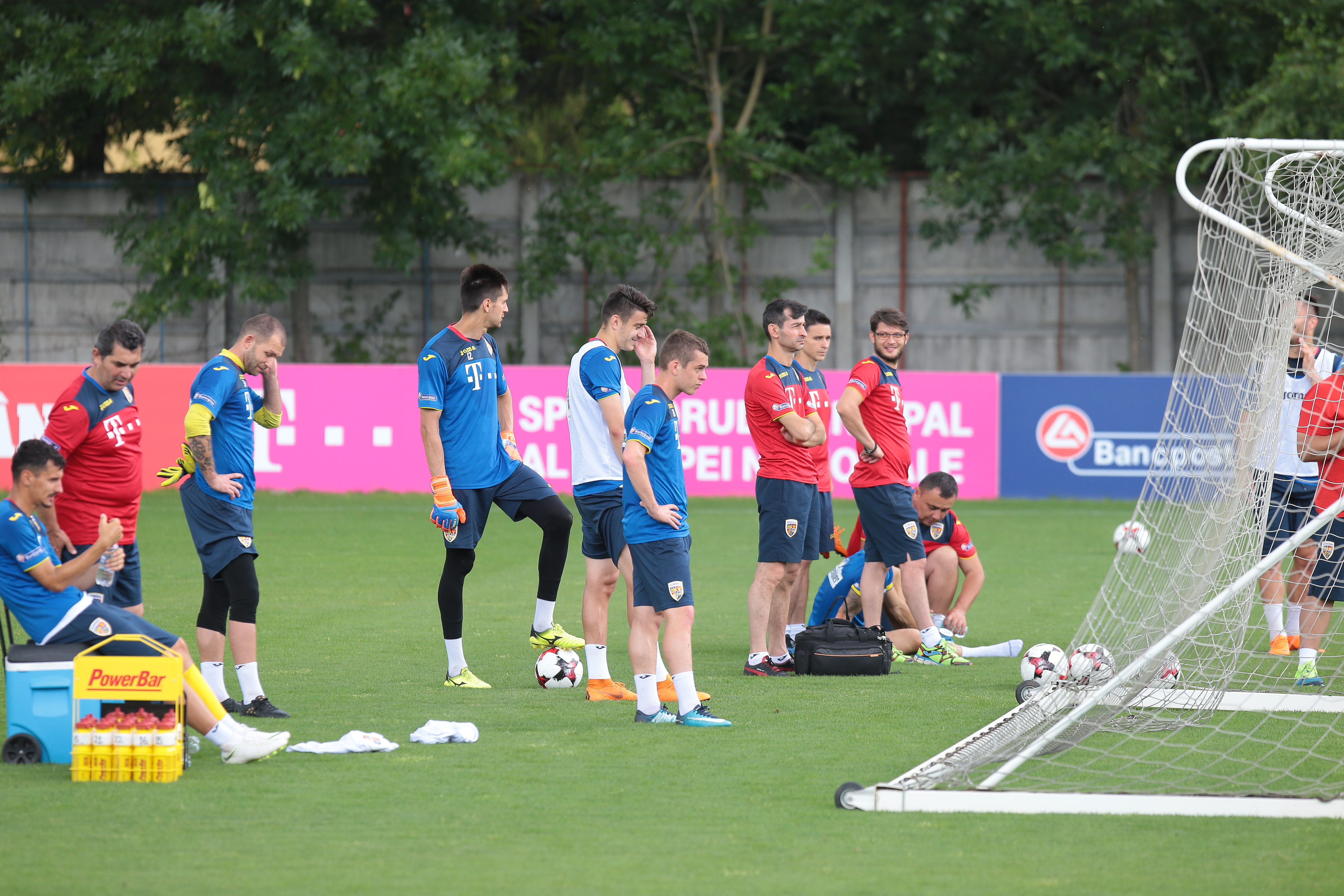 Amical România - Finlanda 2-0. Lobonț a intrat în minutul 87. ”Pisica” s-a retras victorioasă | FOTO & VIDEO