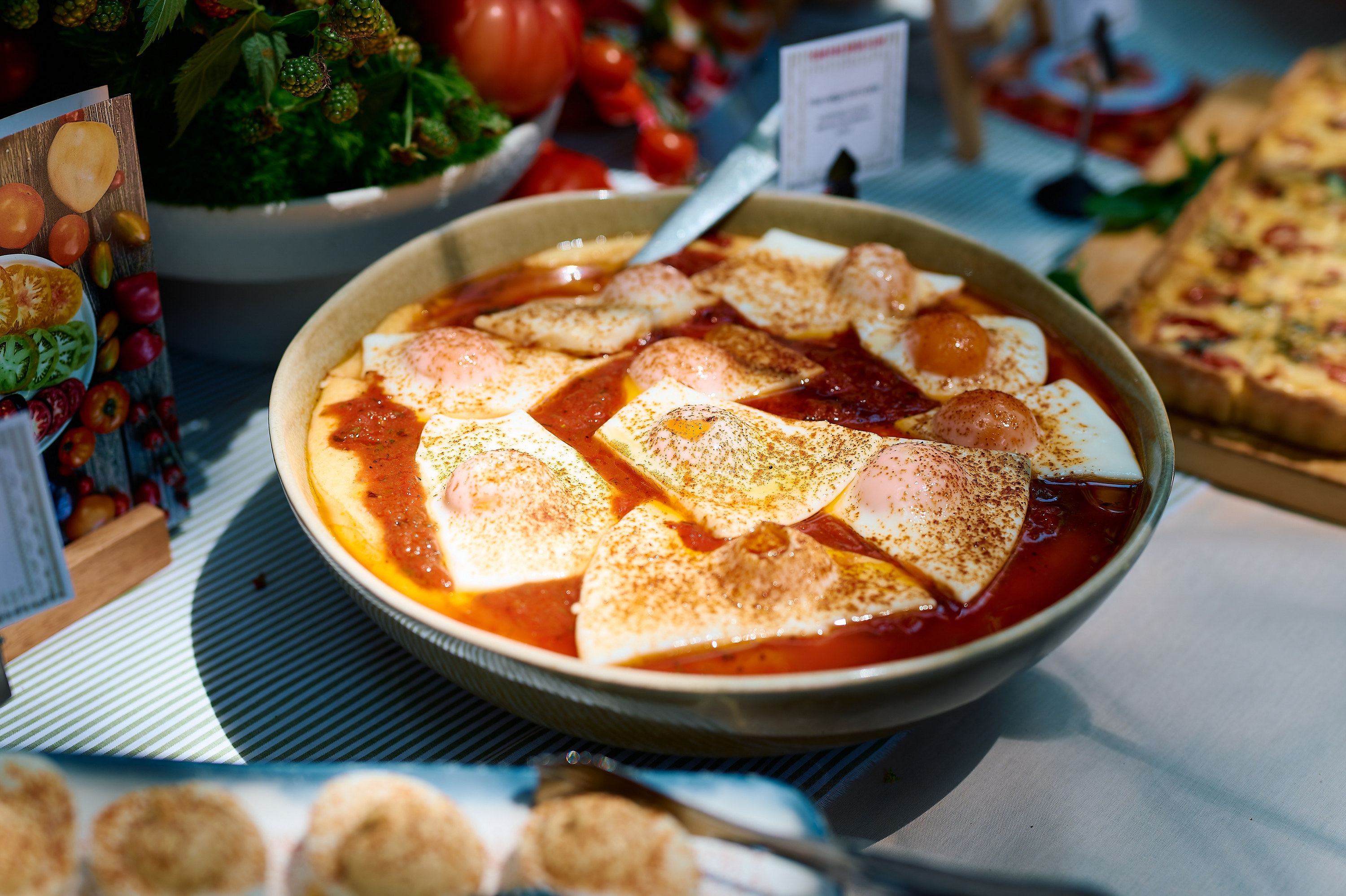 Cum a devenit o simplă roșie vedeta unui festival gastronomic. „Tomata românească are un gust pe care nu l-am găsit nicăieri în Europa”