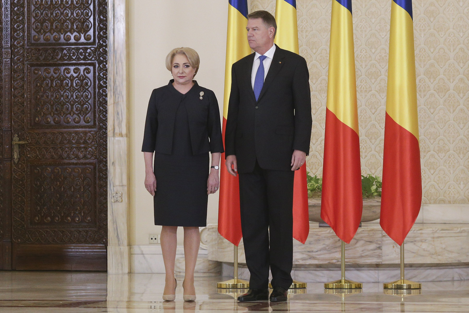 Cum s-a transformat Viorica Dăncilă într-un an și zece luni de mandat. Istoria în imagini a primei femei premier