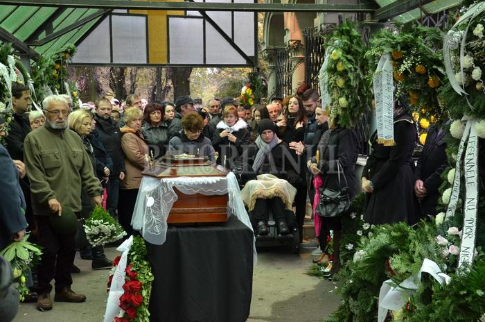 DOLIU. Neşu senior a fost înmormântat: "A avut un moment de cădere"