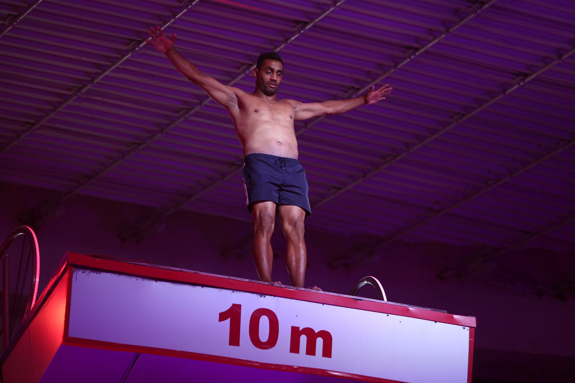 Bănel Nicoliță, trimis în vacanță de emisiunea „Splash! Vedete la apă”. El e printre primii finaliști ai show-ului de la Antena 1