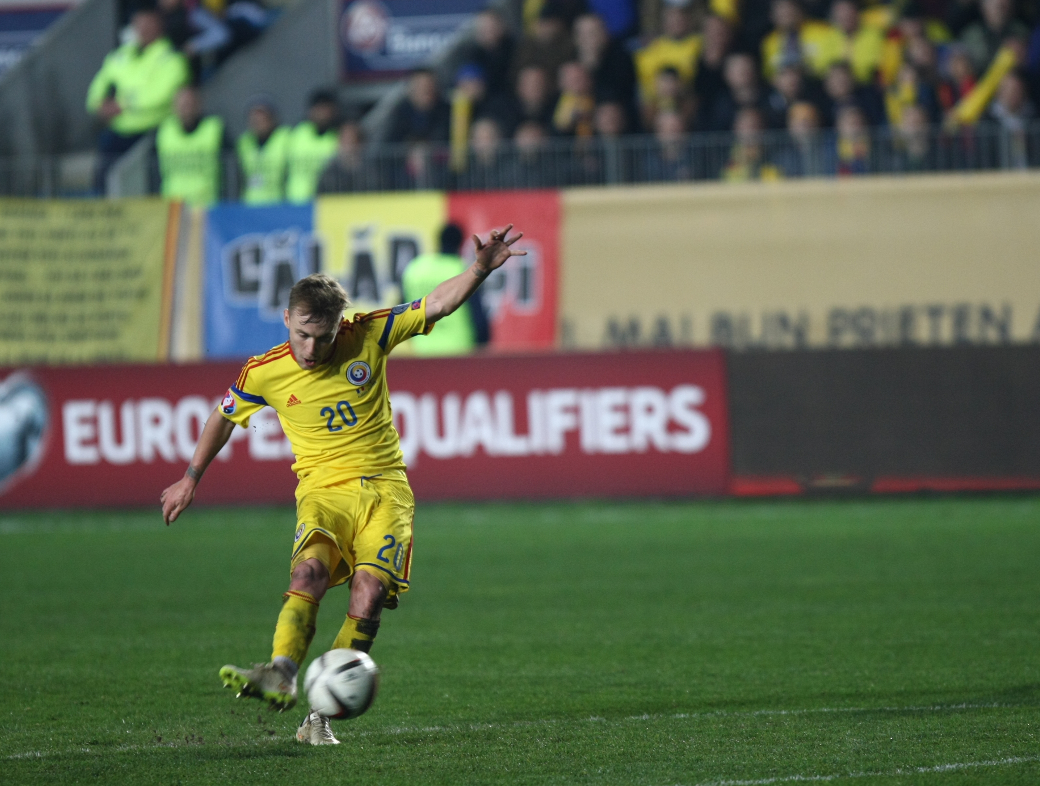 România - Feroe 1-0. S-a scandat: "Ruşine să vă fie!" / GALERIE FOTO