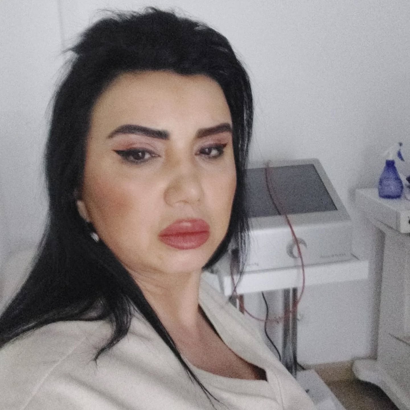 Adriana Bahmuțeanu l-a dat în judecată pe Honorius Prigoană: „Înșelăciune și spălarea banilor”. La mijloc ar fi vorba despre 800.000 de euro