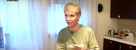 Cum arată casa în care locuiește Teo Trandafir. Vedeta stă cu chirie | FOTO