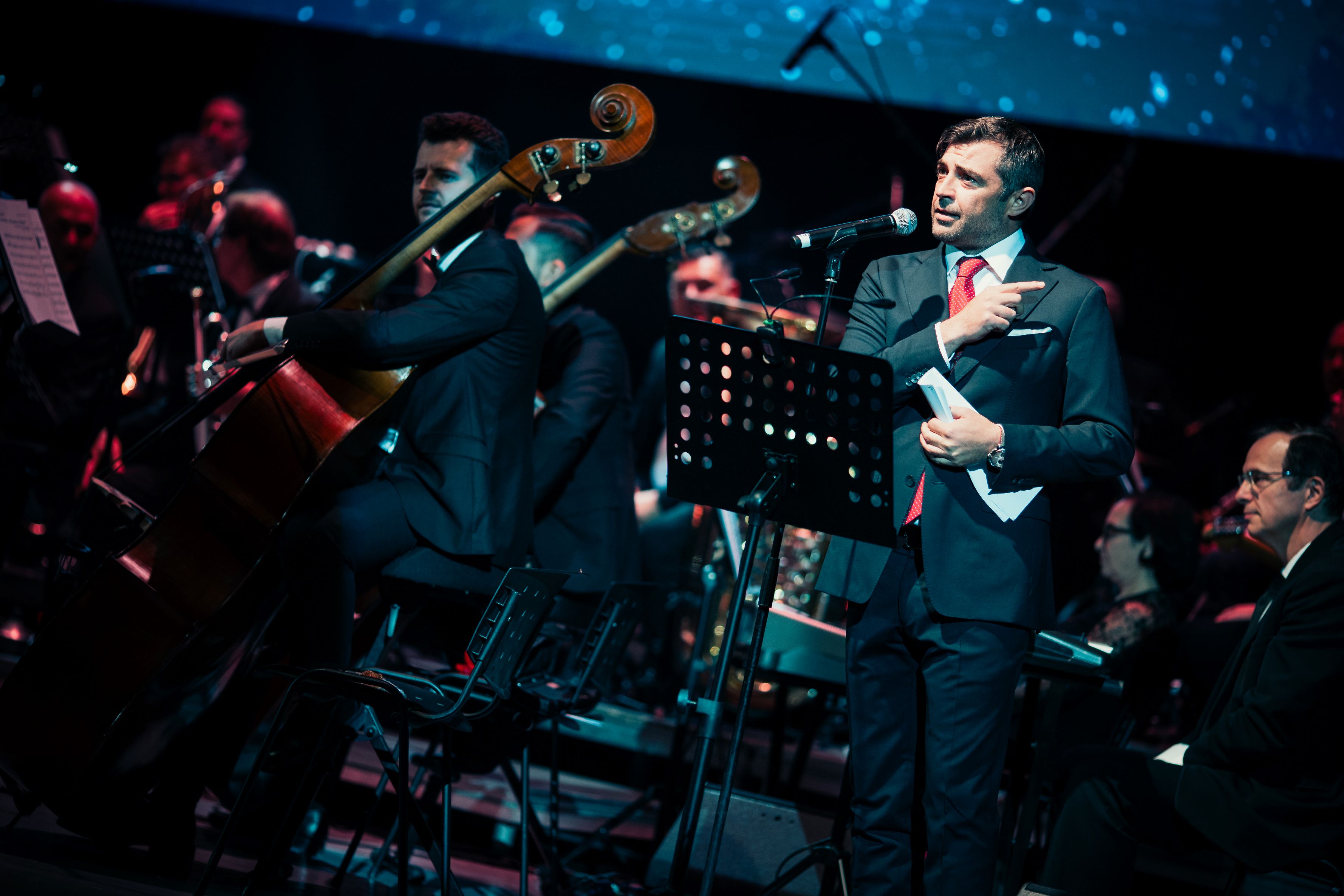 Concertul aniversar DISNEY 100: Zeci de copii la scenă, dans și aplauze îndelungate
