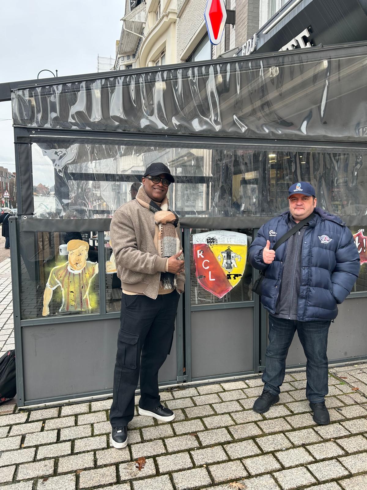 Viața unui francez la București, la mijlocul anilor 2000: „Am ieșit cu TAB-ul de pe stadion. În oraș, arătam legitimația și toți polițiștii ne făceau pârtie”