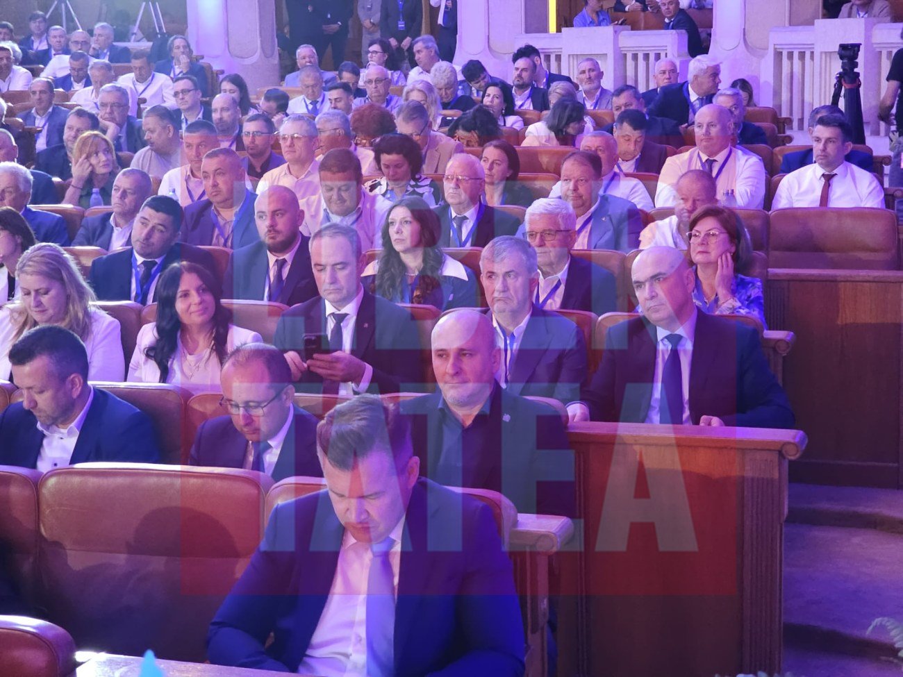 Ilie Bolojan schimbă PNL. Mandatul președintelui, redus la 2 ani, iar conducerea a fost tăiată: „Altfel, nu avem nicio șansă”