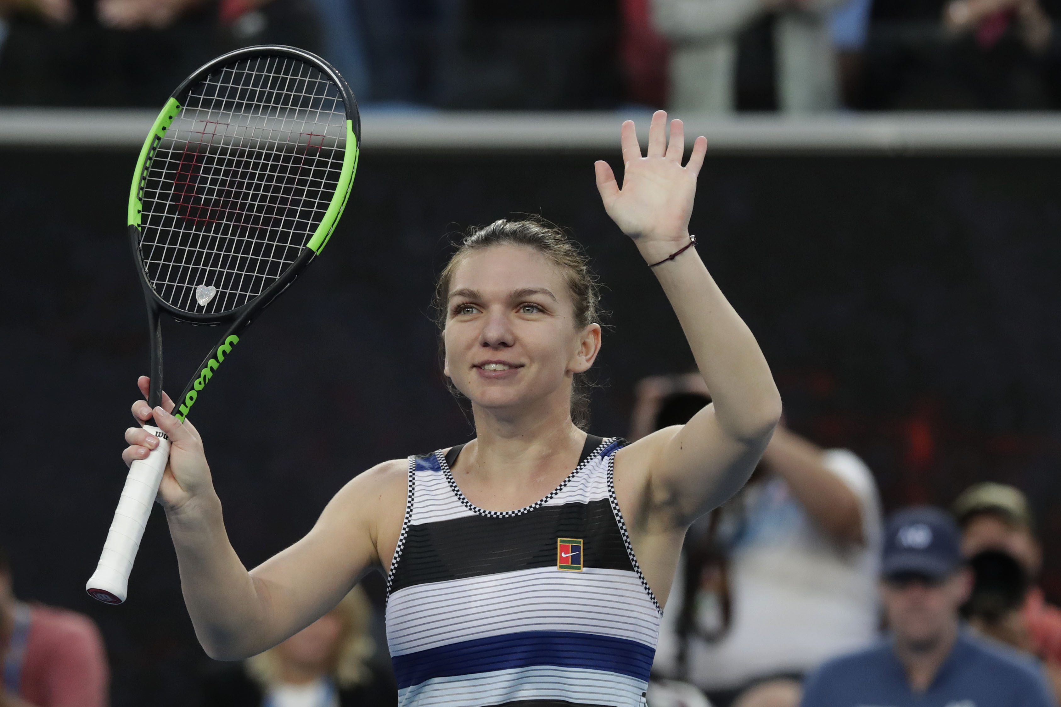Simona Halep, în optimi la Australian Open! O învinge categoric pe Venus Williams și se pregătește pentru duelul cu Serena! | VIDEO
