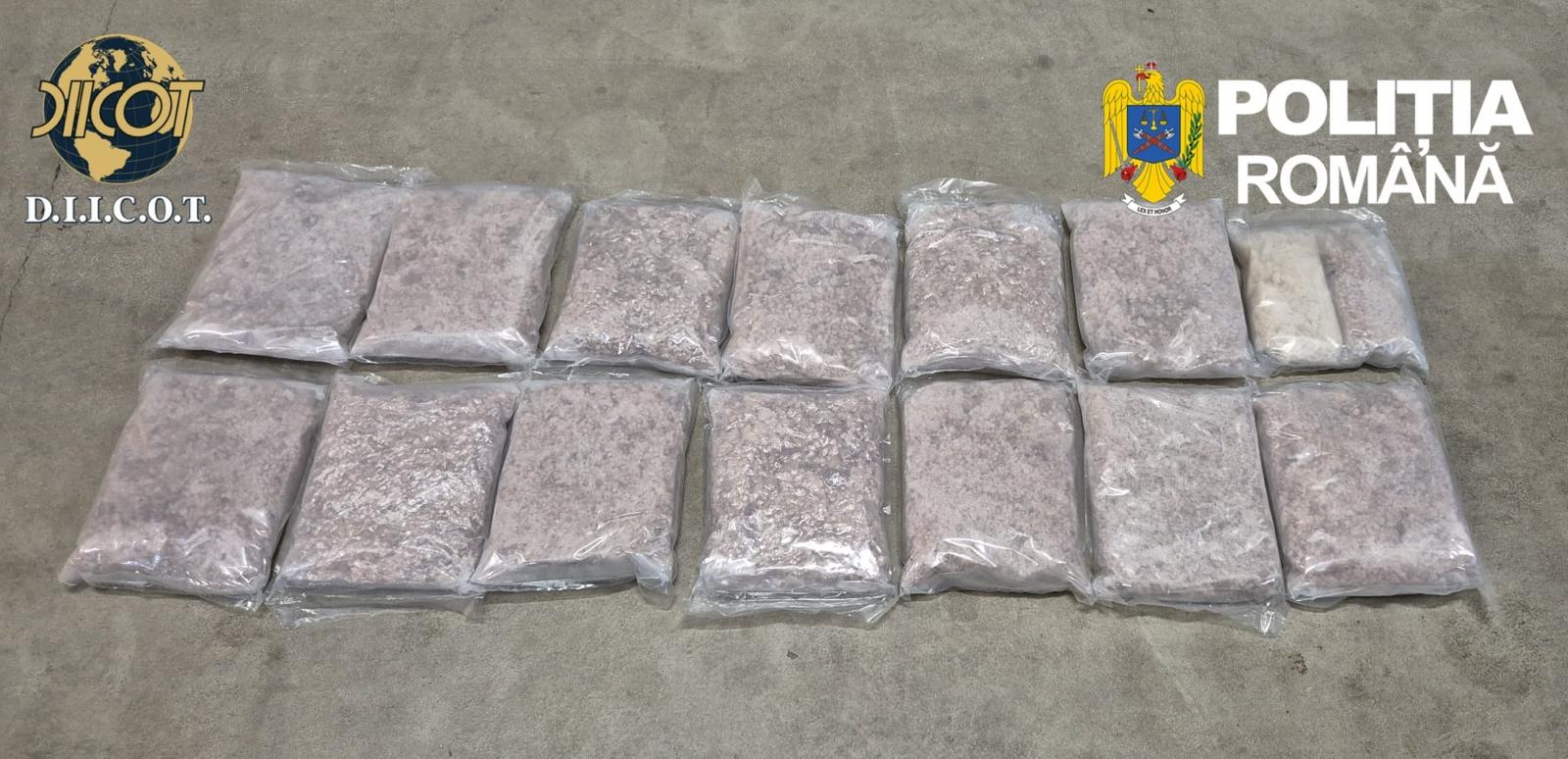 Un polonez din Oradea voia să vândă peste 150 de kilograme de „cristal” prin metoda dead drop