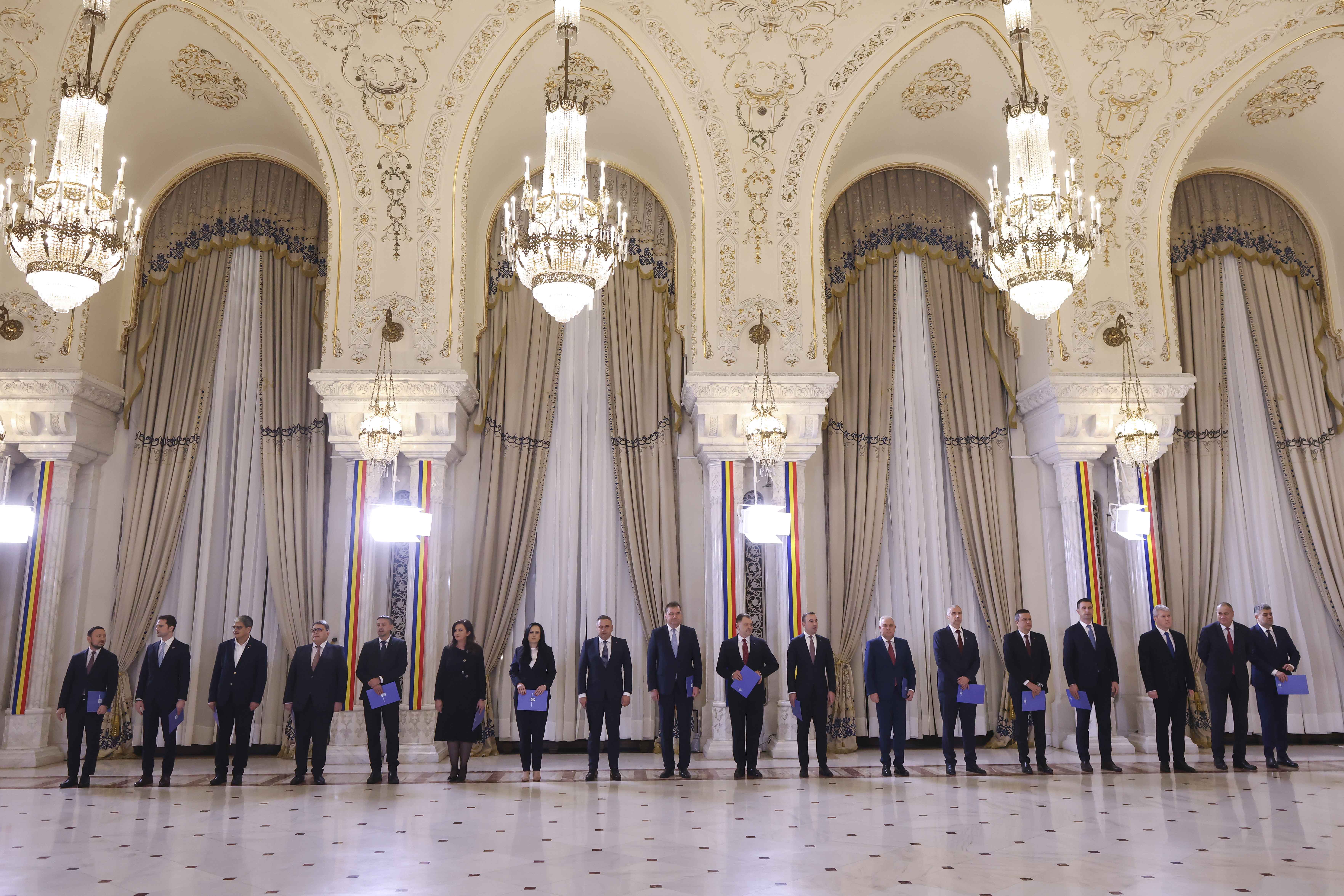 Am scăpat de Ciolacu și Iohannis, am dat de Ciolacu și Iohannis