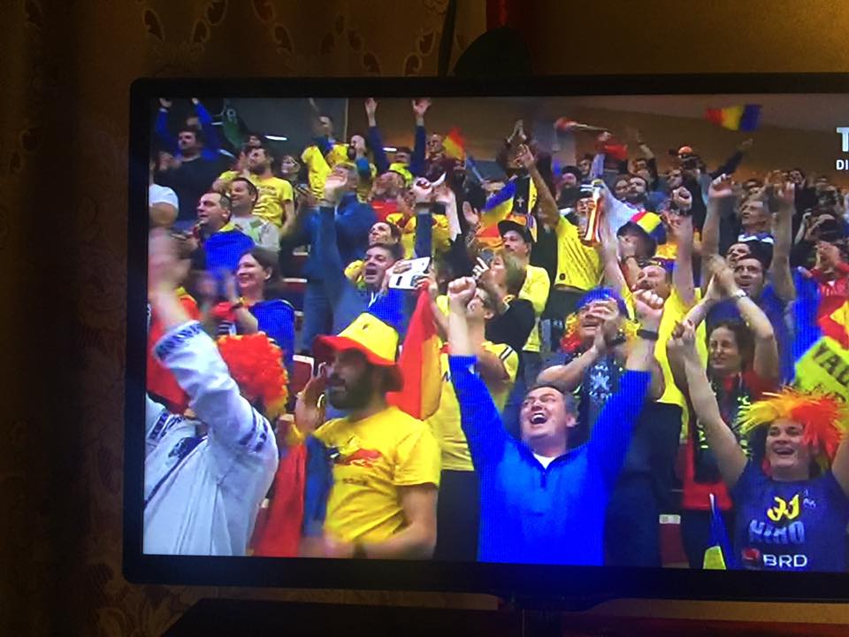 Povestea Denisei Dedu, eroina din meciul cu Rusia. DeDUMNEZEU! Joacă abia de la 13 ani și a ajuns la handbal din întâmplare!