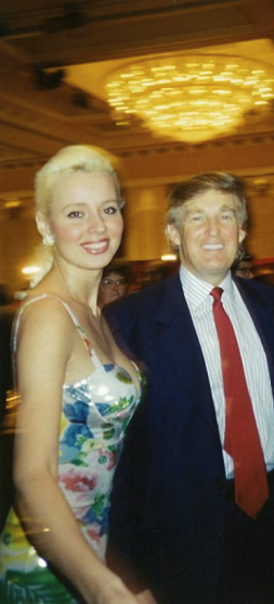 Fosta candidată la titlul de Miss Elveția îl acuză pe Donald Trump de hărțuire: „Cum am intrat, a sărit peste mine! Noroc că sunt înaltă, am reușit să scap”