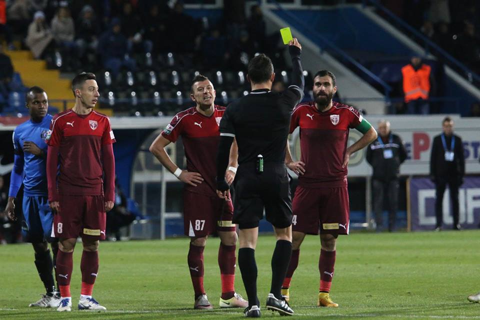 Scandal la Viitorul - Voluntari. Vasile Maftei: ”Arbitrul Kovacs mi-a zis: Marș de aici!”. Primarul Voluntariului vrea să retragă echipa din Liga 1