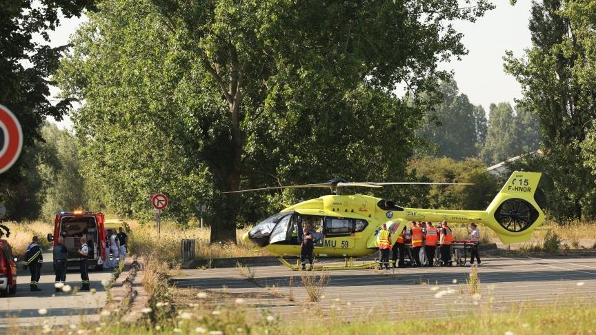 Șofer român de TIR arestat, după ce în camionul lui „parcat suspect” pe autostradă a intrat un vameș pe motocicletă și a murit pe loc, în Franța