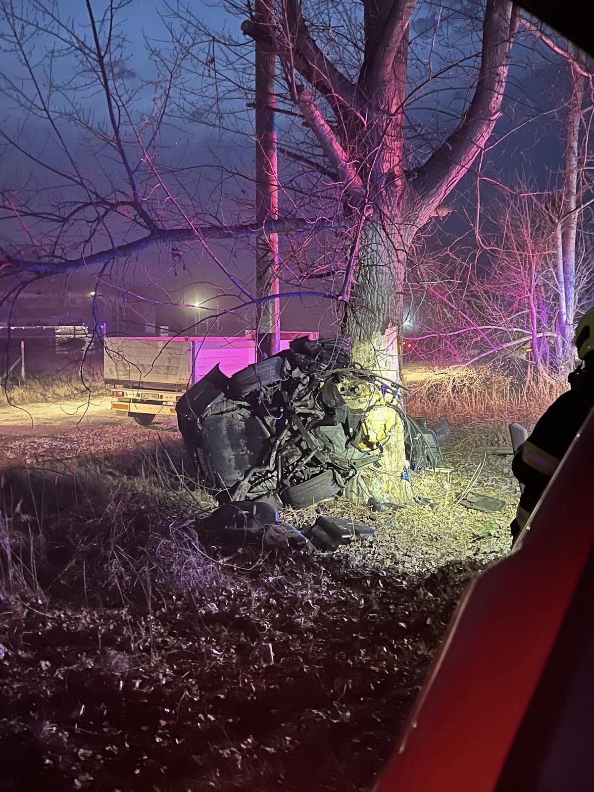 O femeie și-a căutat cu aplicația de pe telefonul mobil soțul care nu mai venea de la cumpărături și l-a găsit mort în Jaguarul răsturnat, în Ungaria