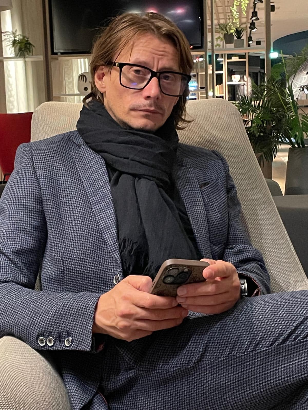 De ce Marius Manole nu ar mai juca alături de Mihai Bendeac. Actorul a dat cărțile pe față în emisiunea lui Cătălin Măruță: „Trebuie să știți asta, dragi telespectatori”