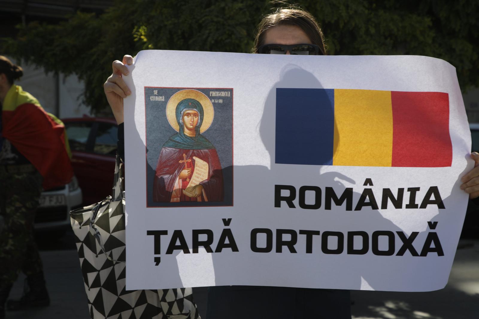 Protest pentru „protejarea familiei naturale”, organizat de Noua Dreaptă în București