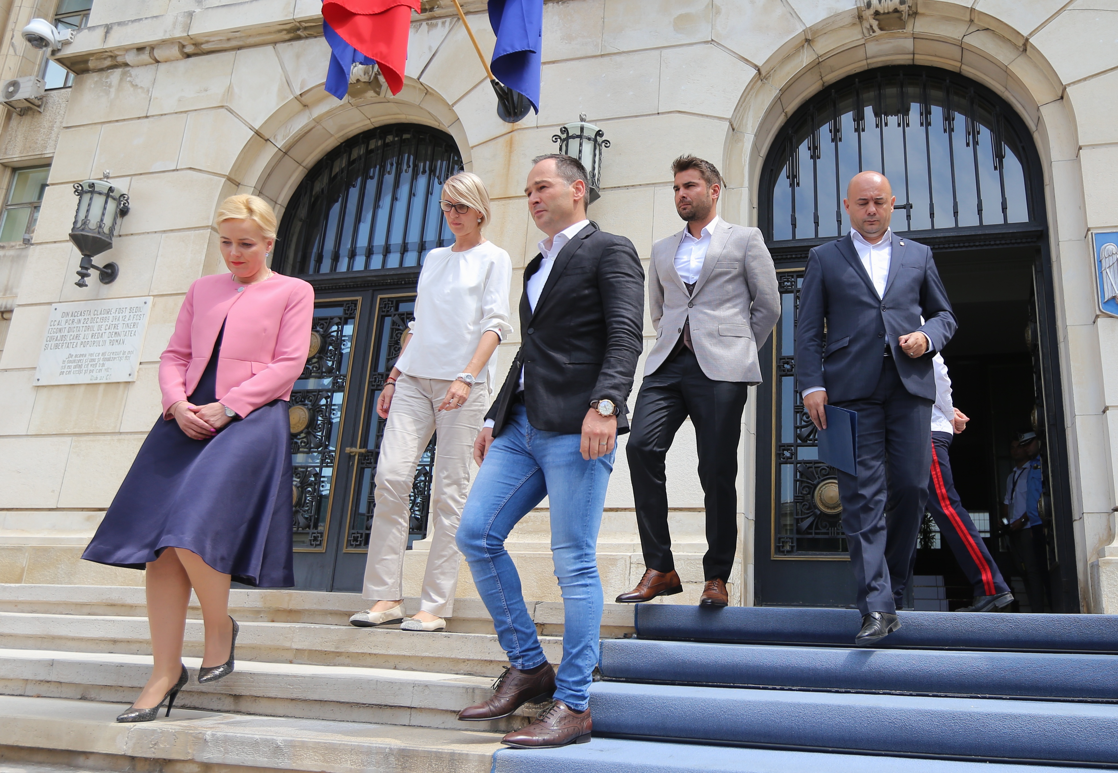 Ce s-a decis cu viitorul stadionului Dinamo. Întâlnire Adi Mutu+Monica Iagăr+Ionuț Negoiță cu ministrul Carmen Dan. Nicolae Badea n-a mai ajuns | FOTO