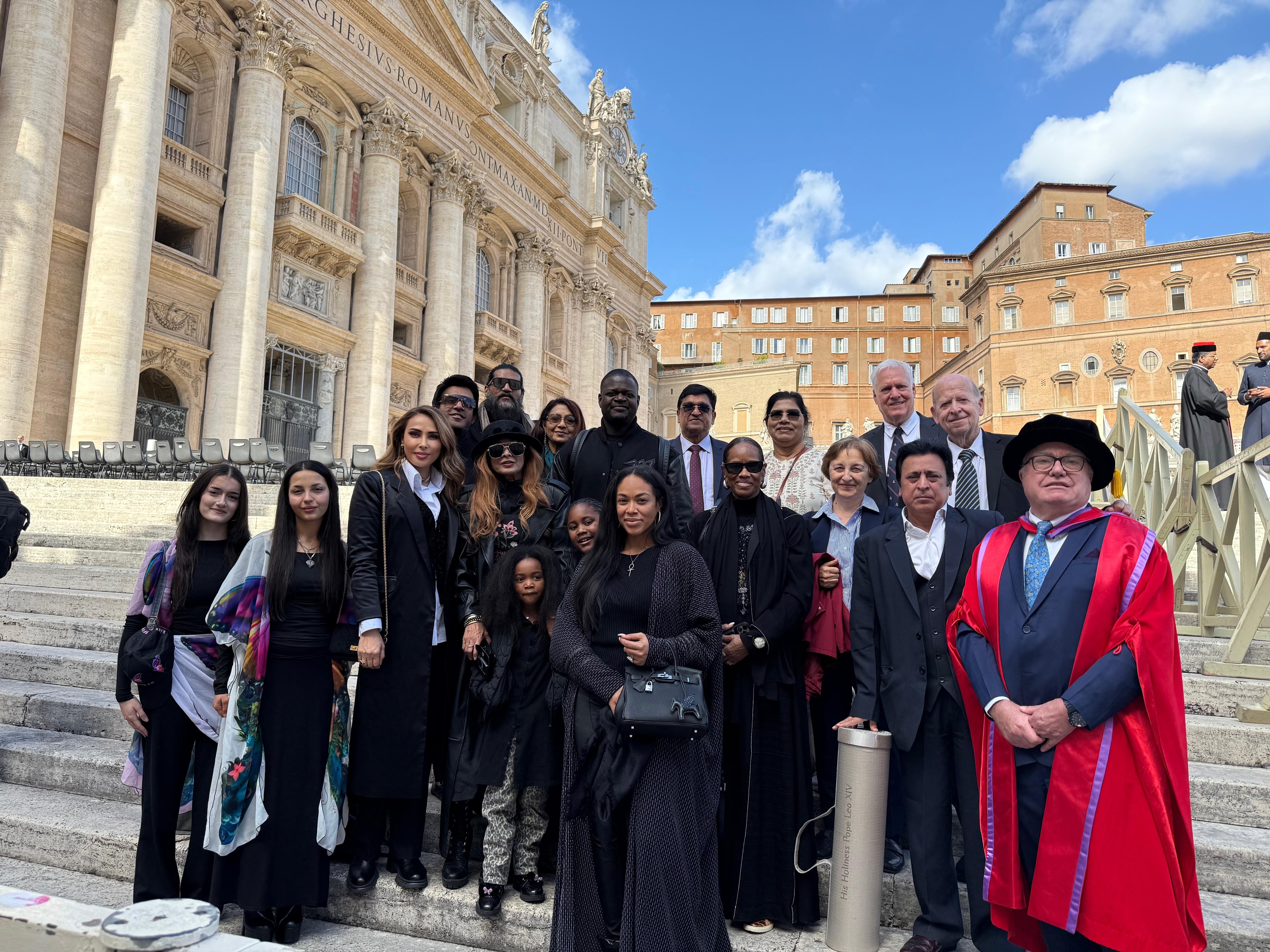 Iulia Vântur a cântat colinde românești la Vatican, în fața Papei Leon al XIV-lea. Cum a primit propunerea: „Am crezut că visez sau că nu aud bine”