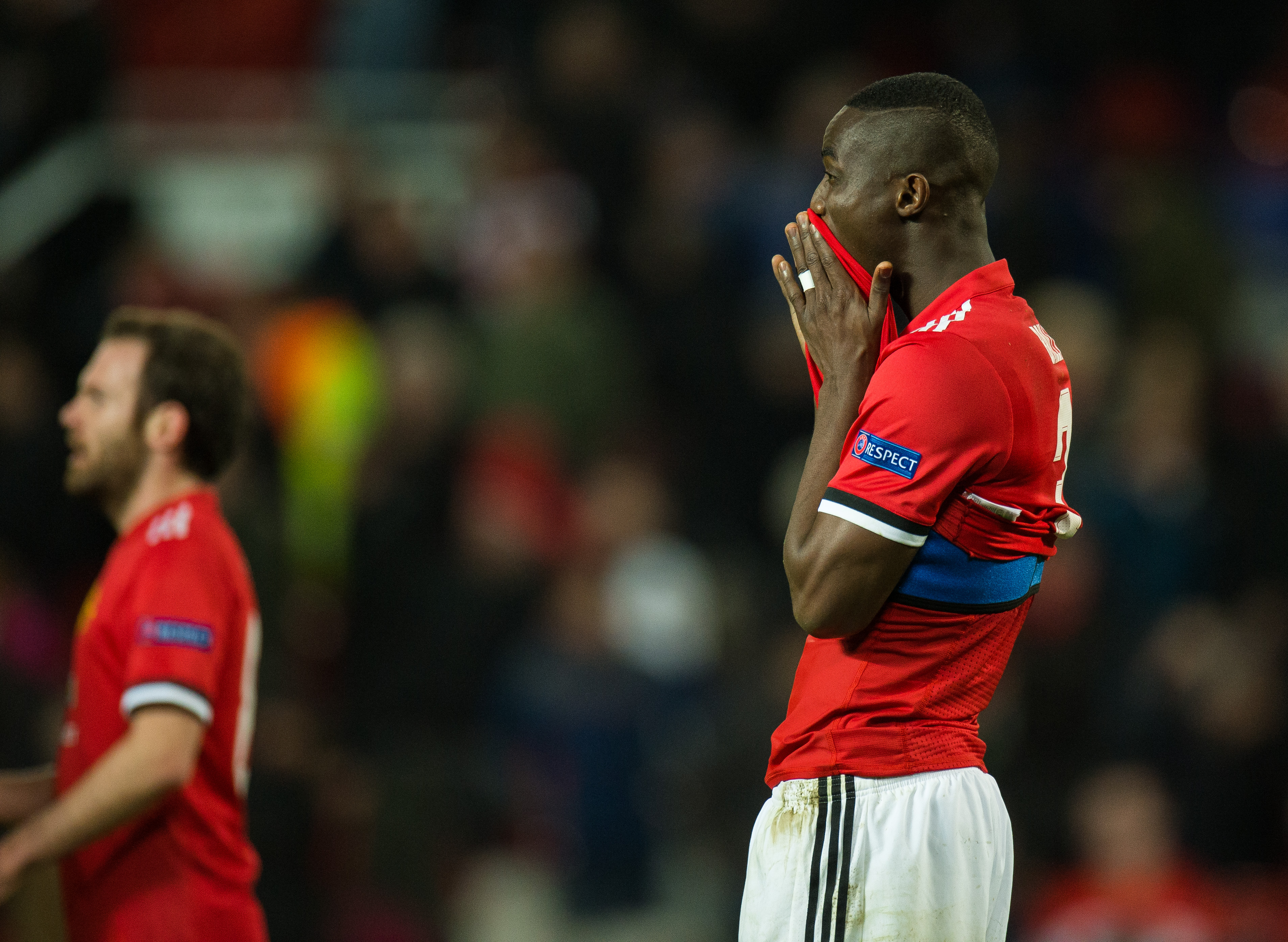 Manchester United, cel mai bogat club de fotbal din lume, eliminat din optimile Ligii Campionilor. Reacția lui Mou | GALERIE FOTO