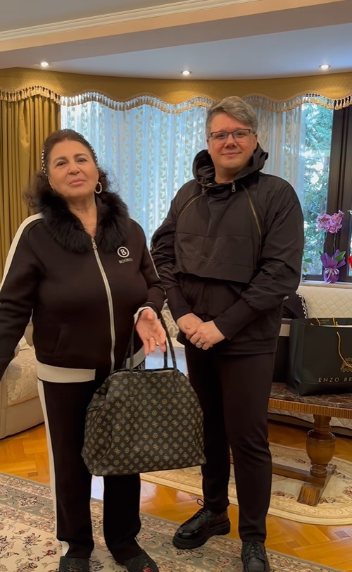 Imagini din casa Irinei Loghin. Fuego a vizitat-o pe artistă în locuința ei din nordul Bucureștiului, de ziua ei de naștere