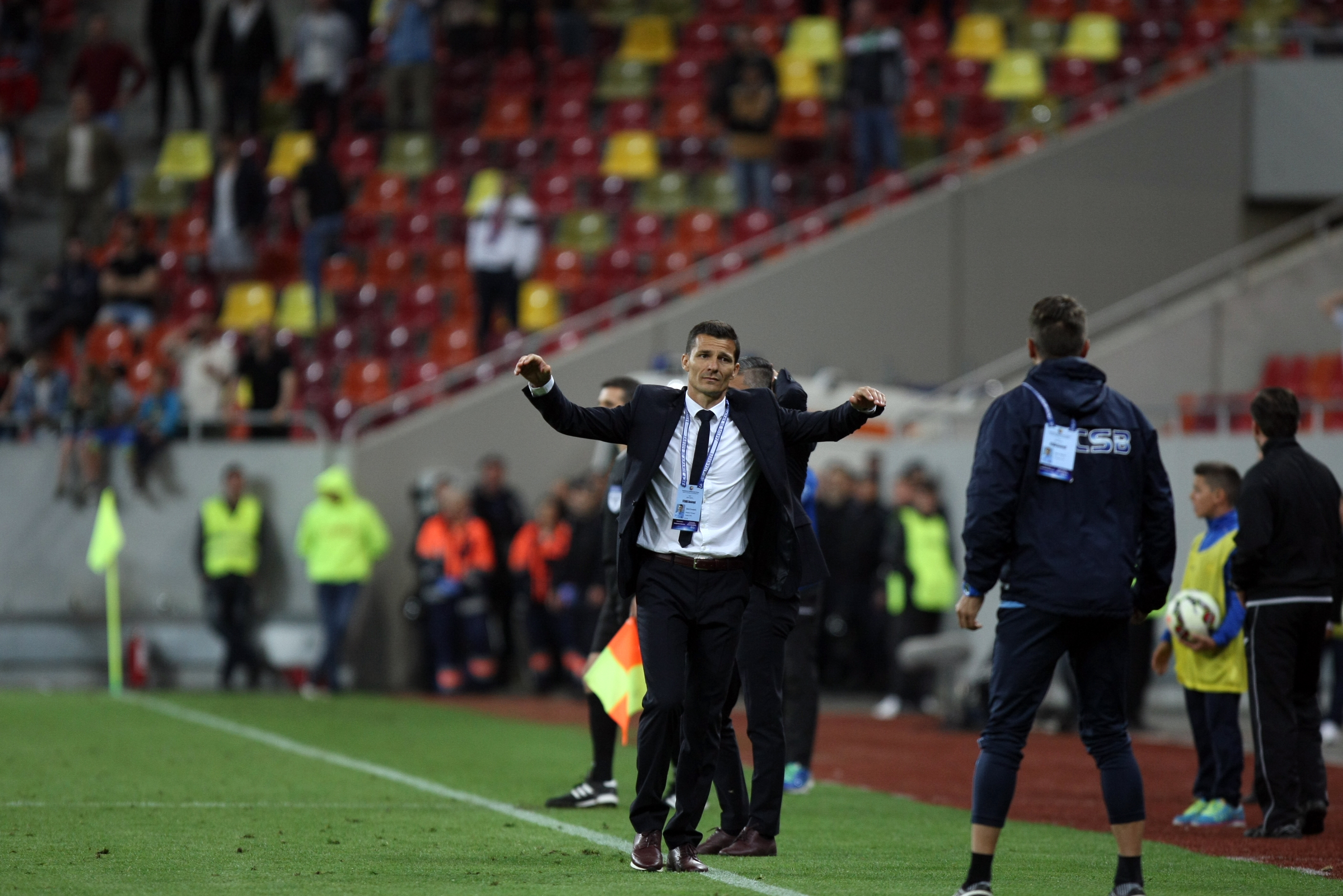 A înnebunit Gâlcă! Antrenorul de la Steaua a simțit cum îi fuge pământul de sub picioare