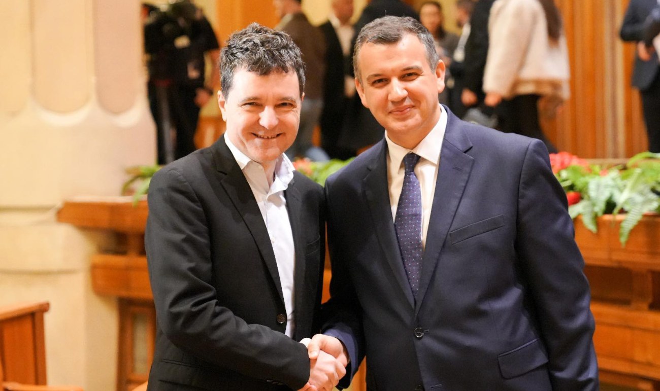 Imagini cu Diana Postică, soția lui Eugen Tomac. Cu ce se ocupă partenera premierului desemnat