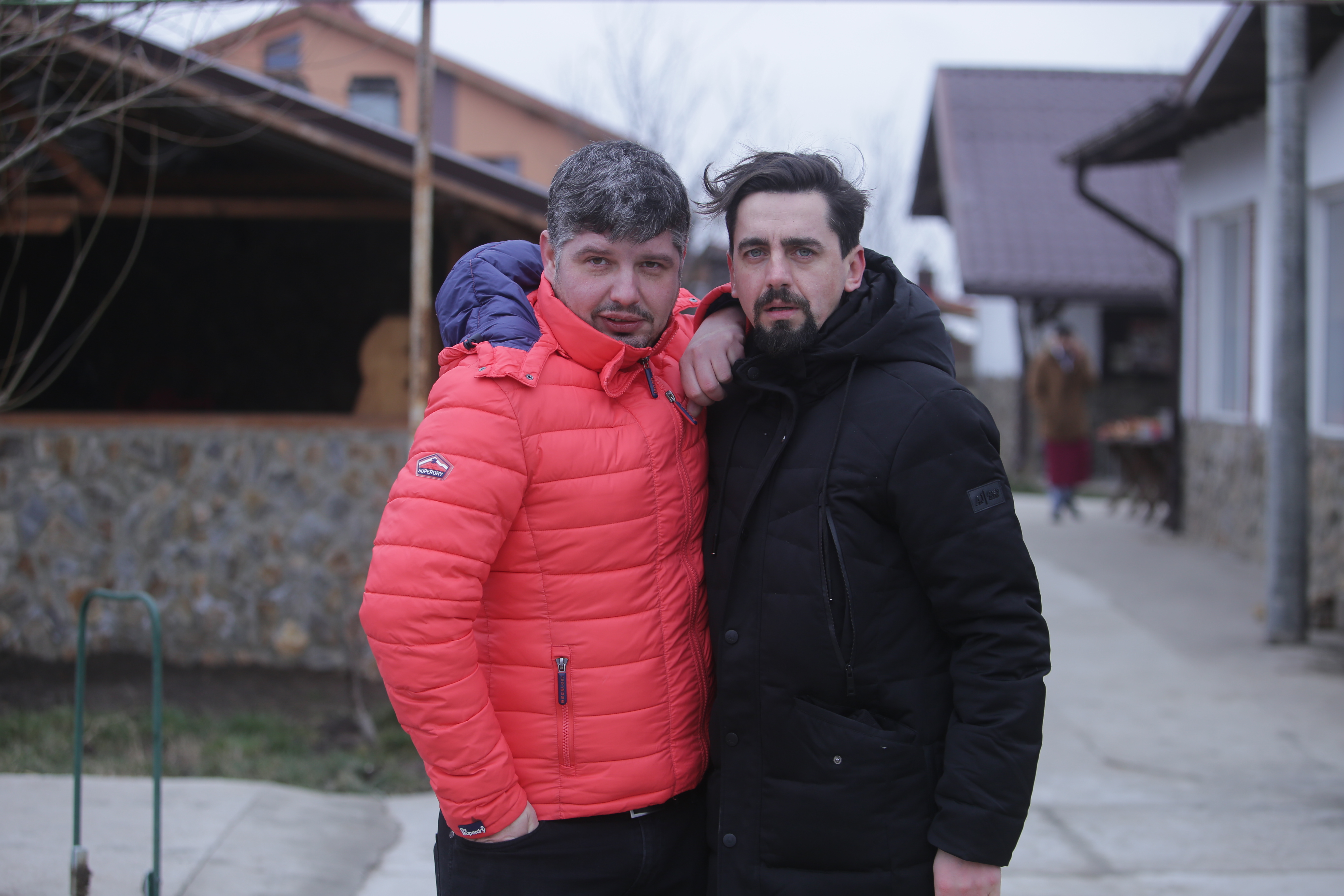 VIDEO EXCLUSIV/ Vedetele autohtone au trecut la munca de jos. Și-au reamintit de lunile petrecute la „Ferma vedetelor”