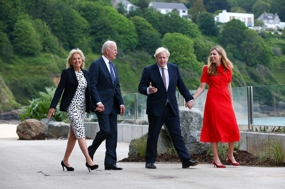 Jacheta cu care Jill Biden a făcut furori înainte de summitul G7. „Aduc dragoste din America”
