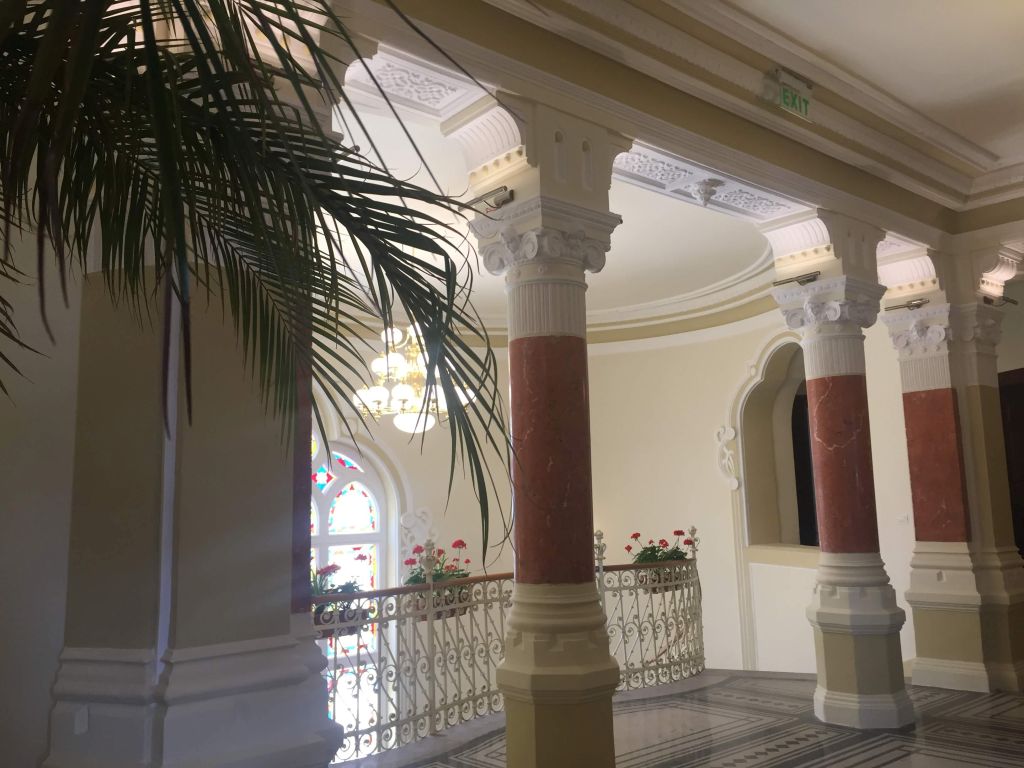 REPORTAJ/Palatul Apelor din Timișoara și-a recăpătat în sfârșit strălucirea de acum un secol, după lucrări care au durat 8 ani