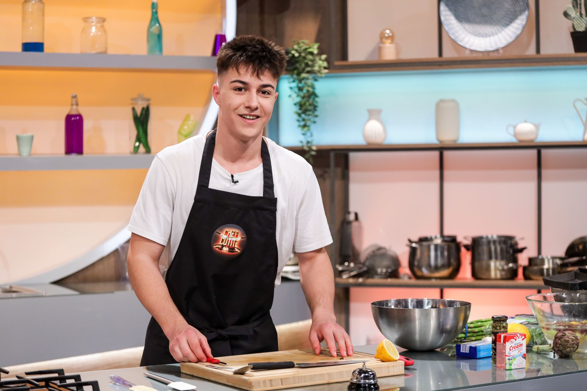 „Chefi la cuțite” 2023. Triplă eliminare în show-ul culinar de la Antena 1. Cine sunt concurenții care au părăsit competiția