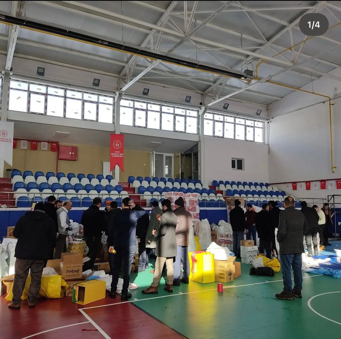 Româncă din Istanbul, voluntară pentru sinistrații cutremurului: „Unii nu au încredere să doneze la autoritățile statului”