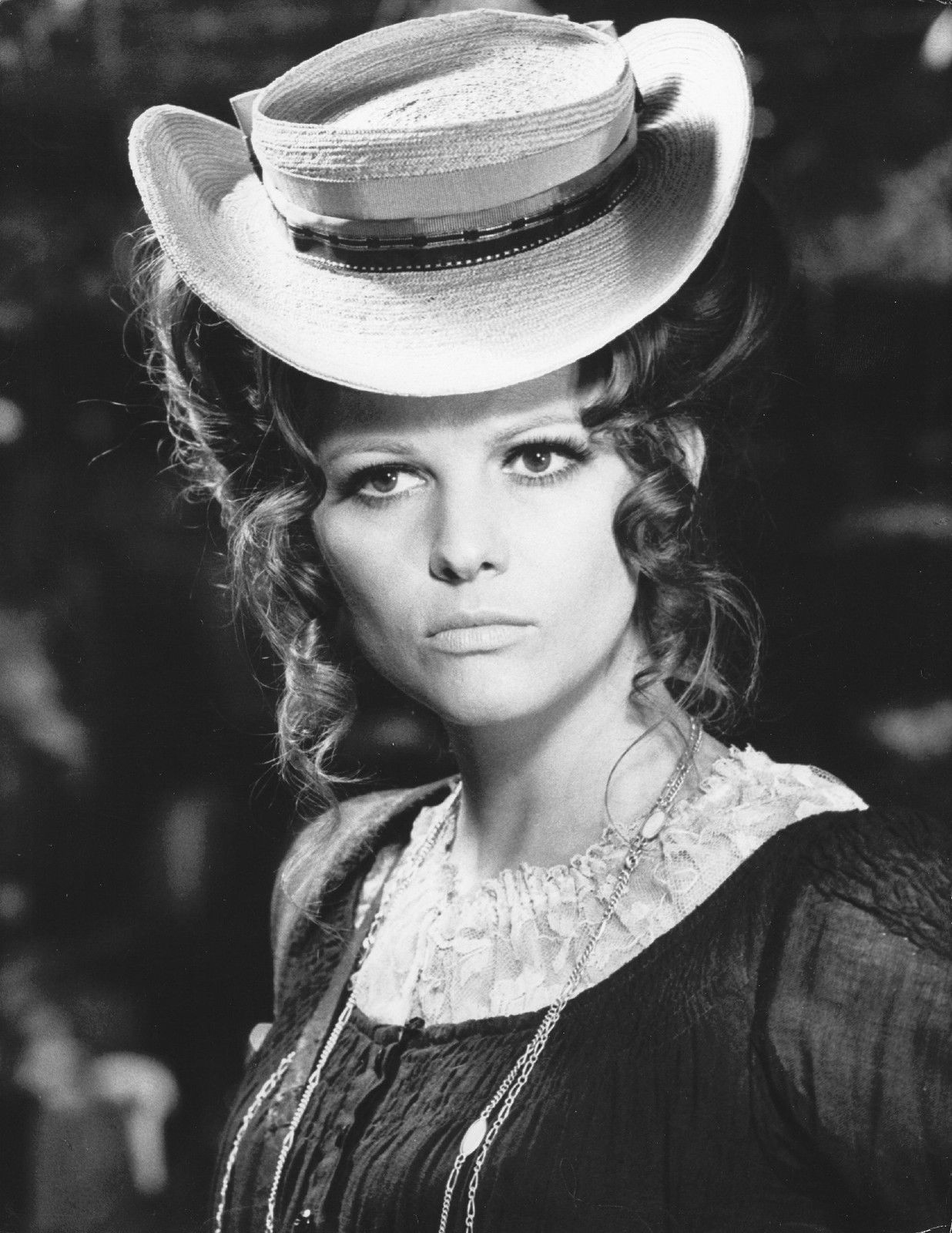 Imagini memorabile cu Claudia Cardinale. Actrița a fost considerată cea mai frumoasă femeie din lume