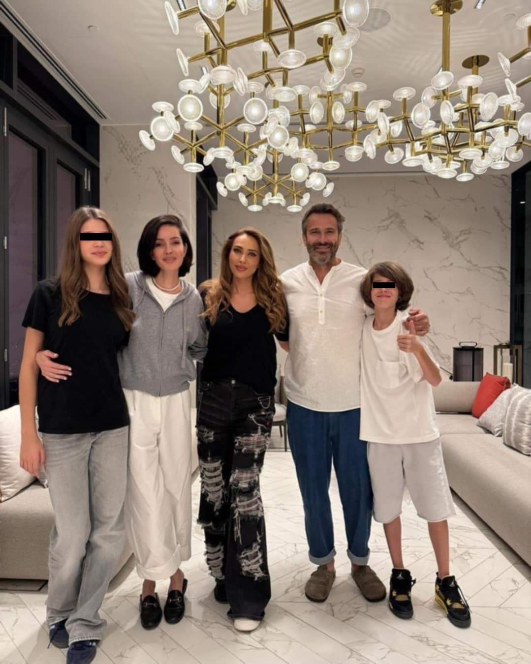 Imagini cu Nicolai Tand și soția lui, Monica, alături de Salman Khan și Iulia Vântur. Cum au fost surprinși în Dubai