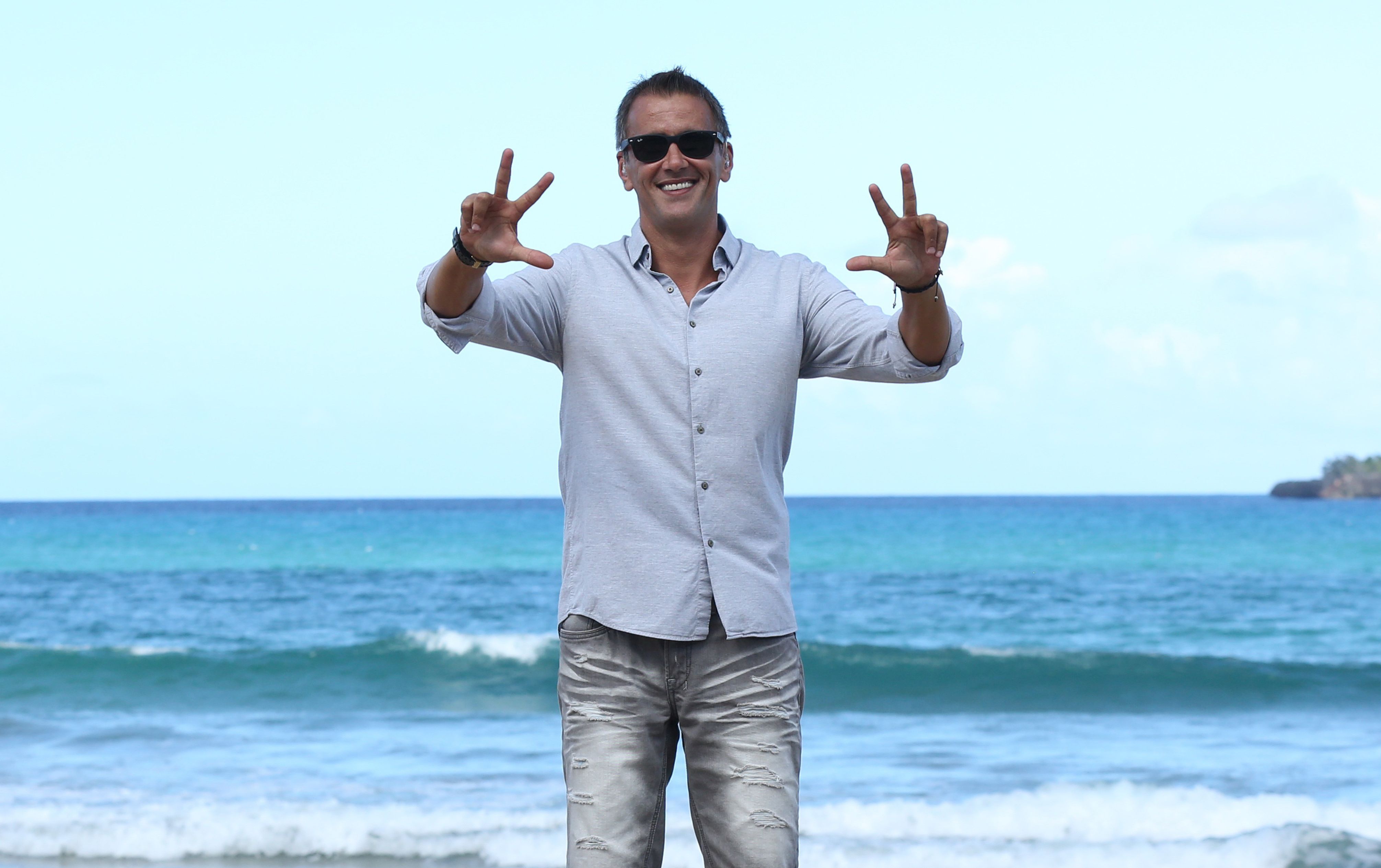 Ce regulă le-a impus Cosmin Cernat invitaților săi