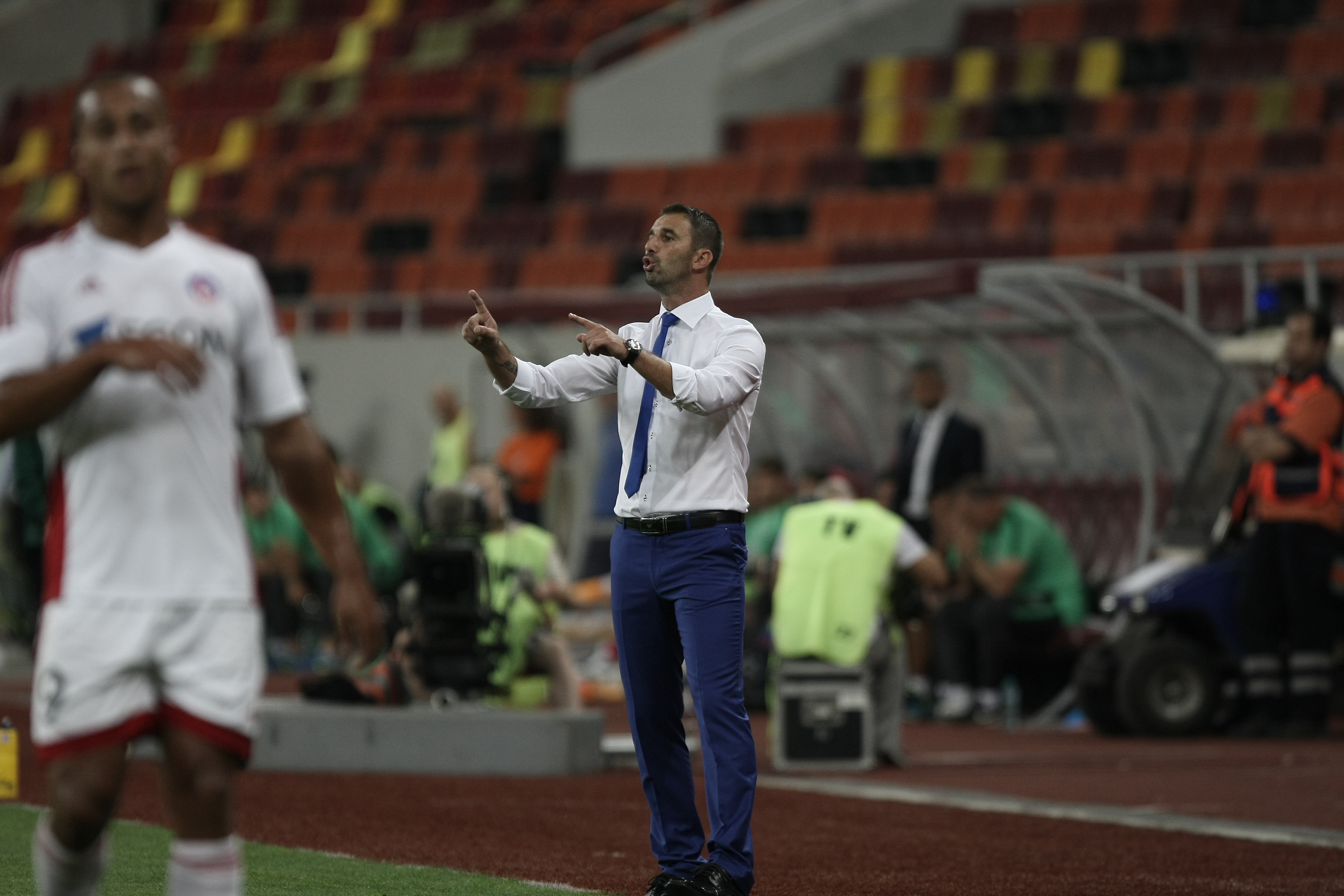 Liga Campionilor, turul II preliminar: Steaua - Trencin 2-3!!!! TrenCHIN!!!! Calificare jenantă a campioanei României! Mai întâi, Jairo l-a făcut franjuri la Papp, apoi Muniru și Tade au echilibrat situația pe tabelă. Pe final, Wesley i-a apropiat pe slovaci la un gol de calificare, iar Bero a avut șansa unui 4-2 halucinant! Rădoi continuă seria execuțiilor! După Tamaș, Țucudean și Luchin, l-a dat afară și pe Iancu / LIVE BLOG&GALERIE FOTO