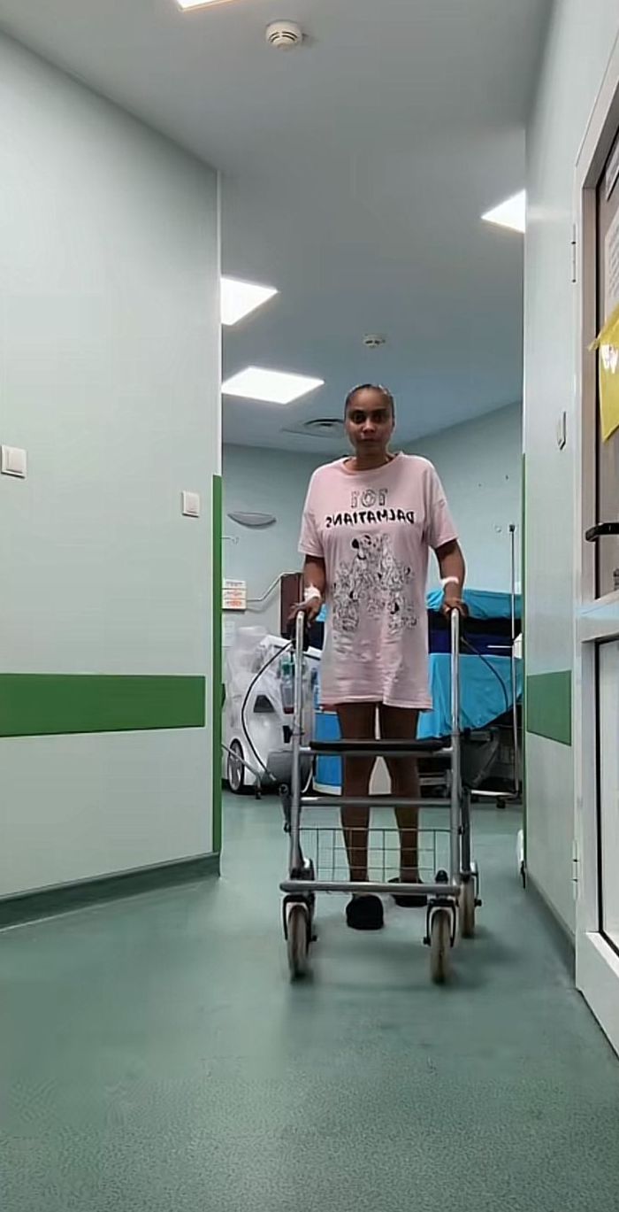 Laurette a ajuns din nou la spital după ce starea ei s-a agravat. „Am nevoie de rugăciunile voastre. Acest coșmar nu se mai termină”