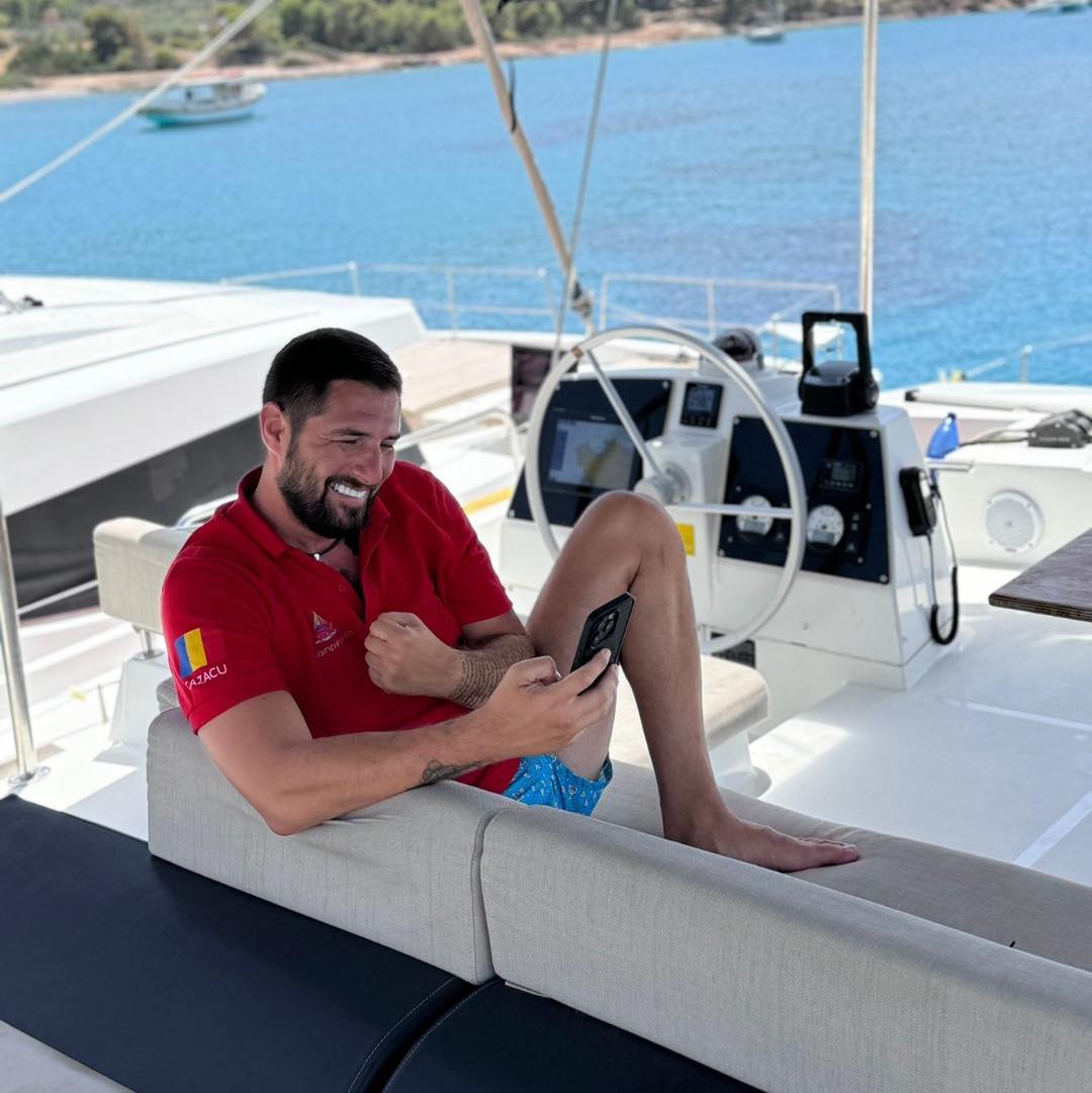 Cătălin Cazacu, de la sport de performanță, televiziune și relații eșuate. Totul la „Dincolo de copertă”: „E rana prea proaspătă”